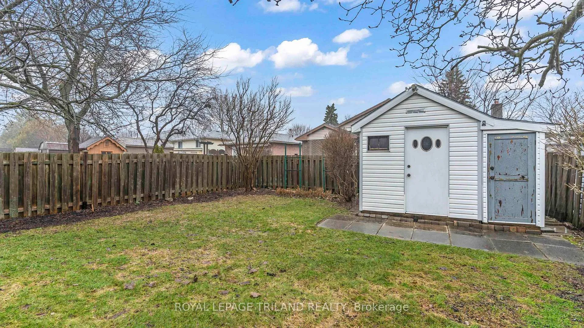 Photo 38 of 32 Glenroy Road, London, South T — HOMEH