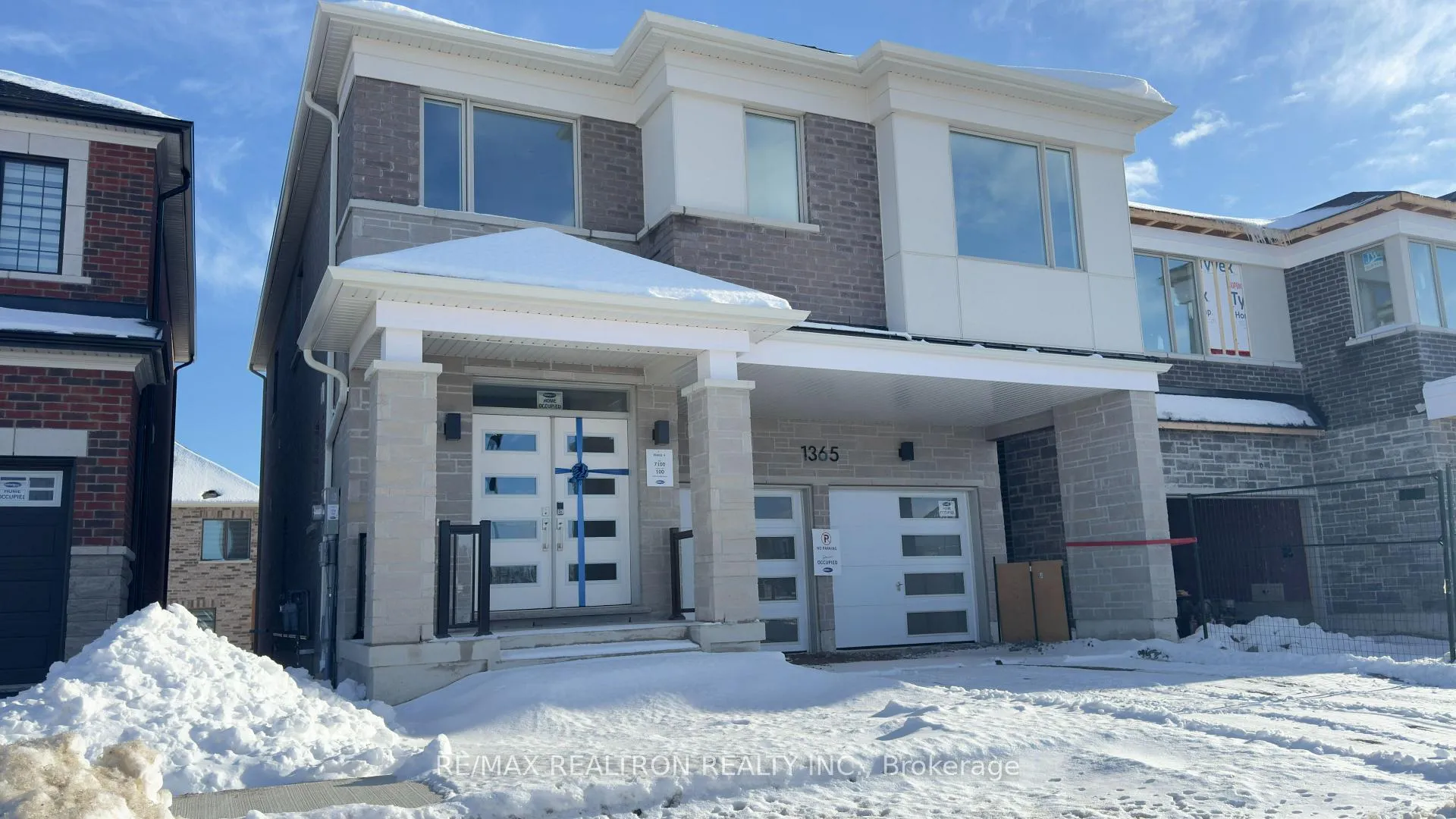 Front of Unit Entire House, 1365 Kerrydale Avenue