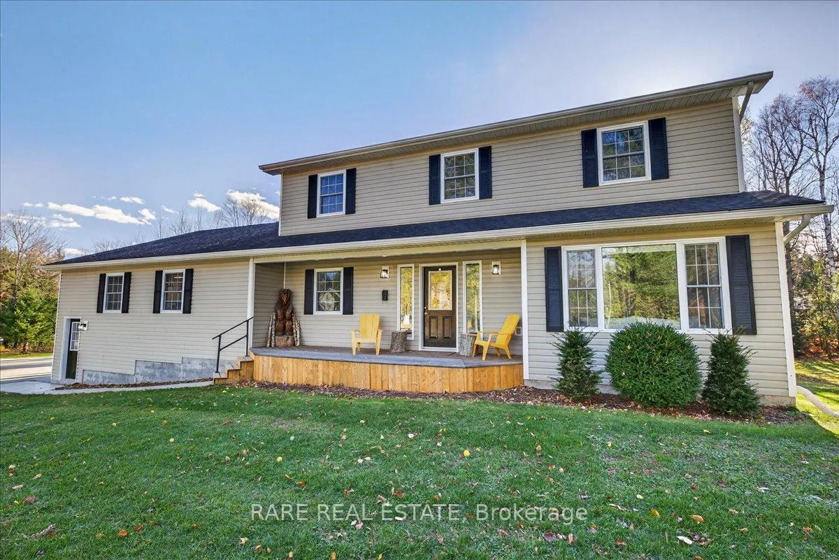 Photo 3 of 14 Bronze Bird Crescent, Clearview, New Lowell — HOMEH