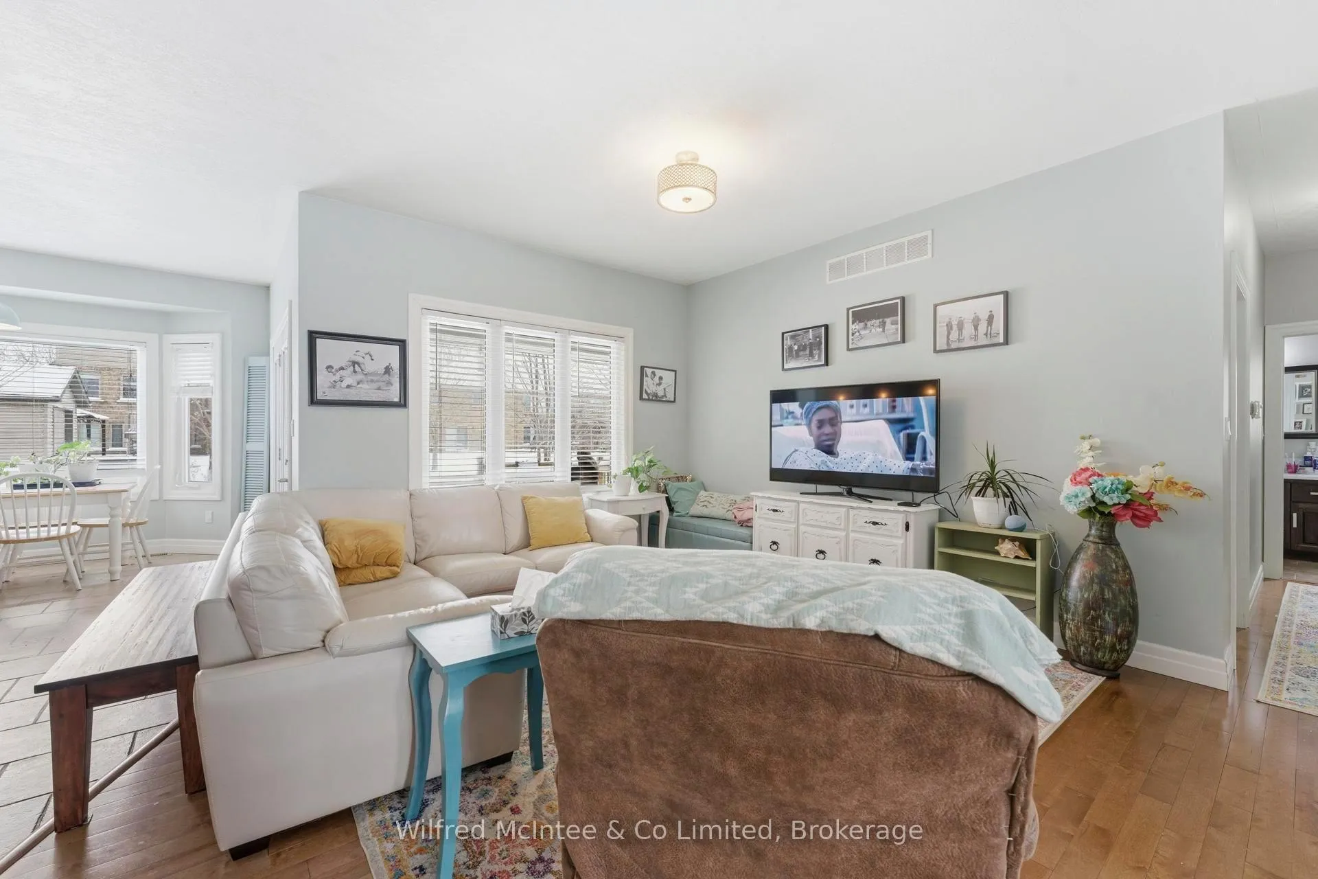 Photo 7 of 334 Westwood Drive, Brockton — HOMEH