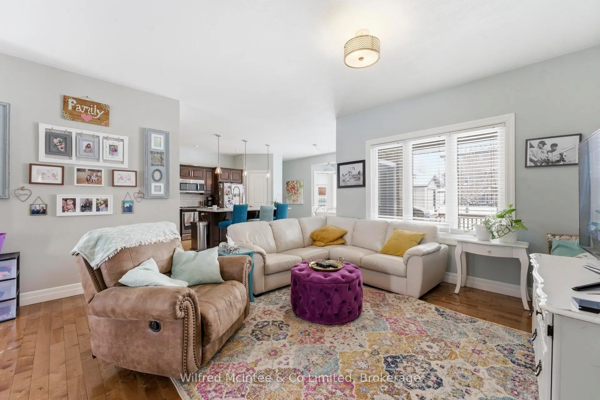 Photo 10 of 334 Westwood Drive, Brockton — HOMEH