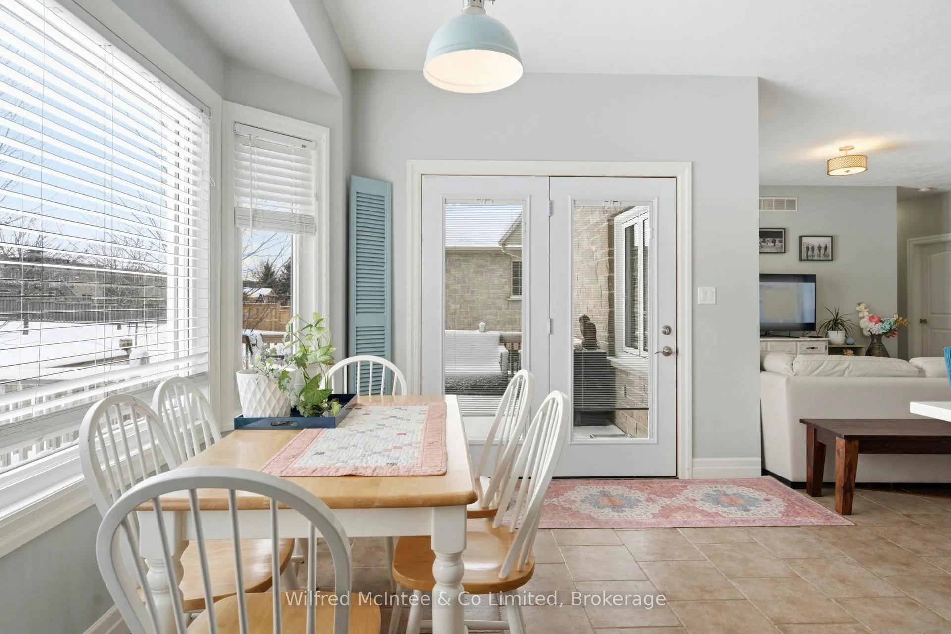 Photo 16 of 334 Westwood Drive, Brockton — HOMEH