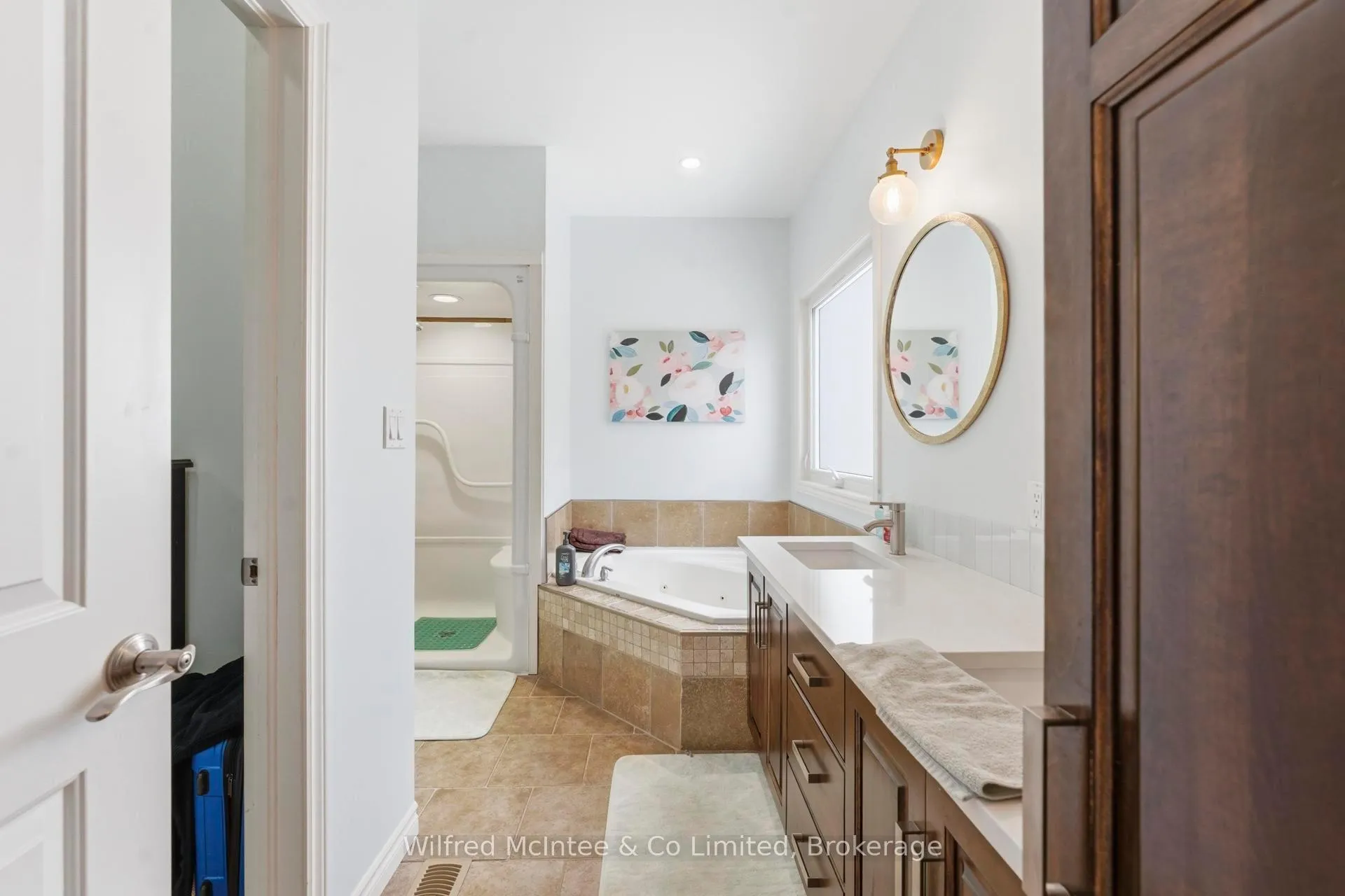 Photo 19 of 334 Westwood Drive, Brockton — HOMEH