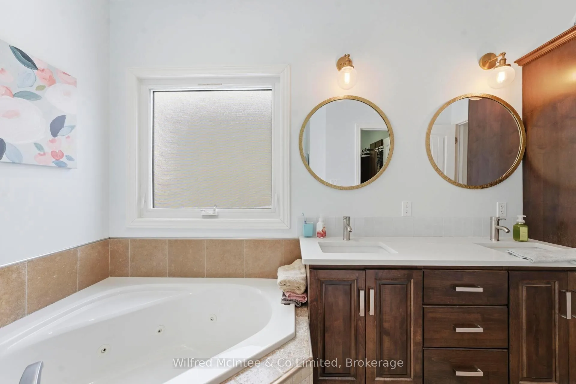 Photo 21 of 334 Westwood Drive, Brockton — HOMEH