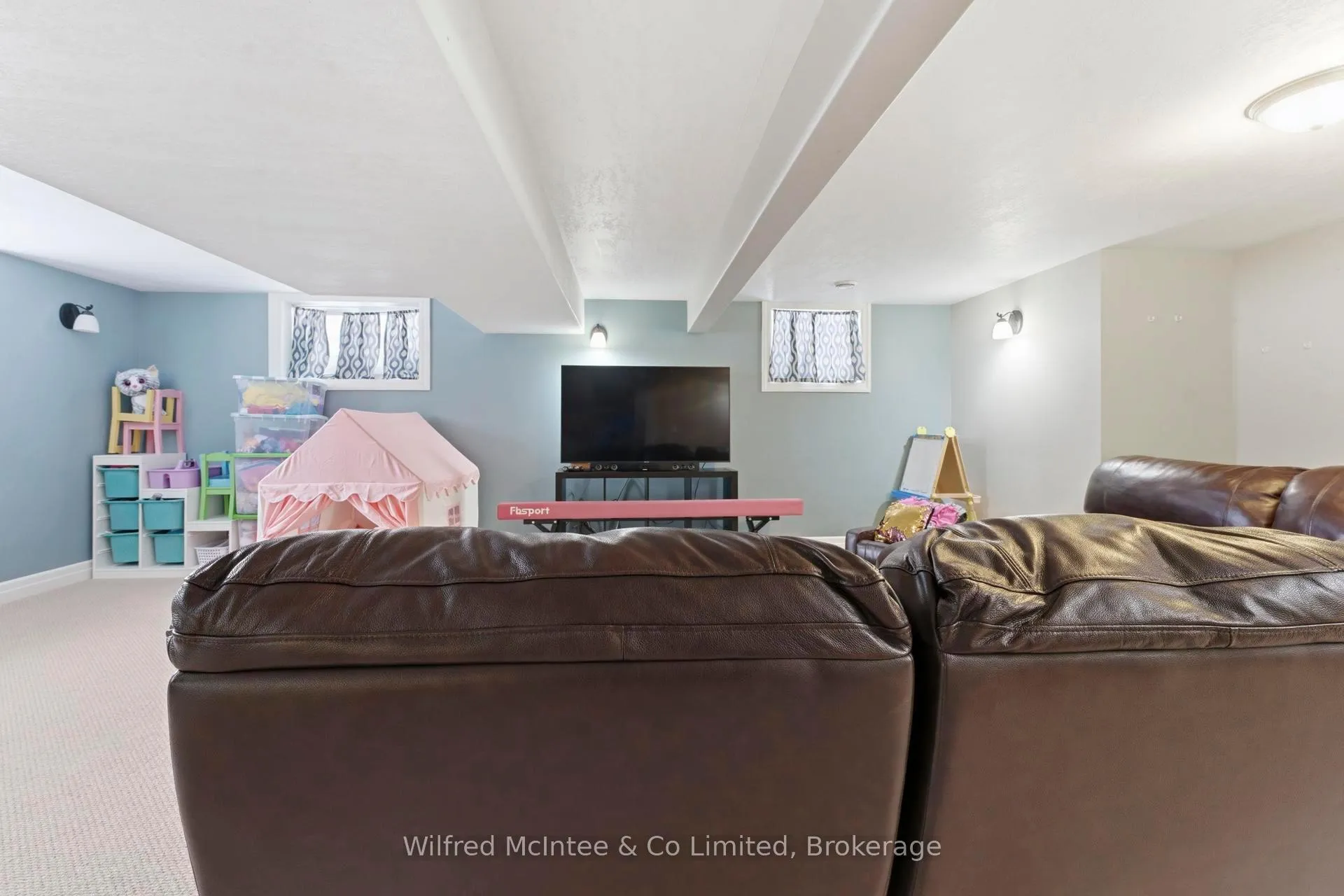 Photo 32 of 334 Westwood Drive, Brockton — HOMEH