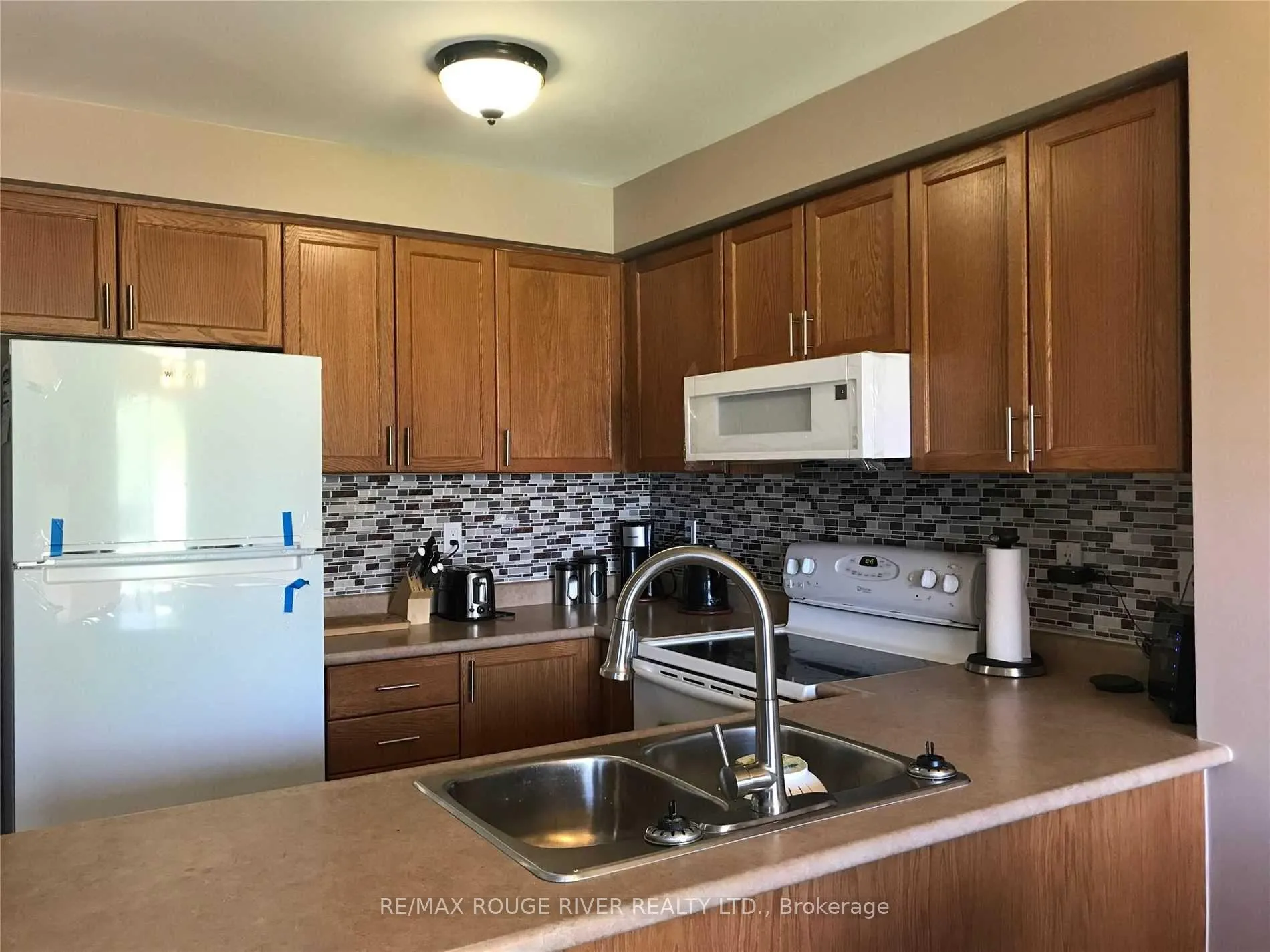 Photo 3 of 60 Kenneth Hobbs Avenue, Whitby, Pringle Creek — HOMEH