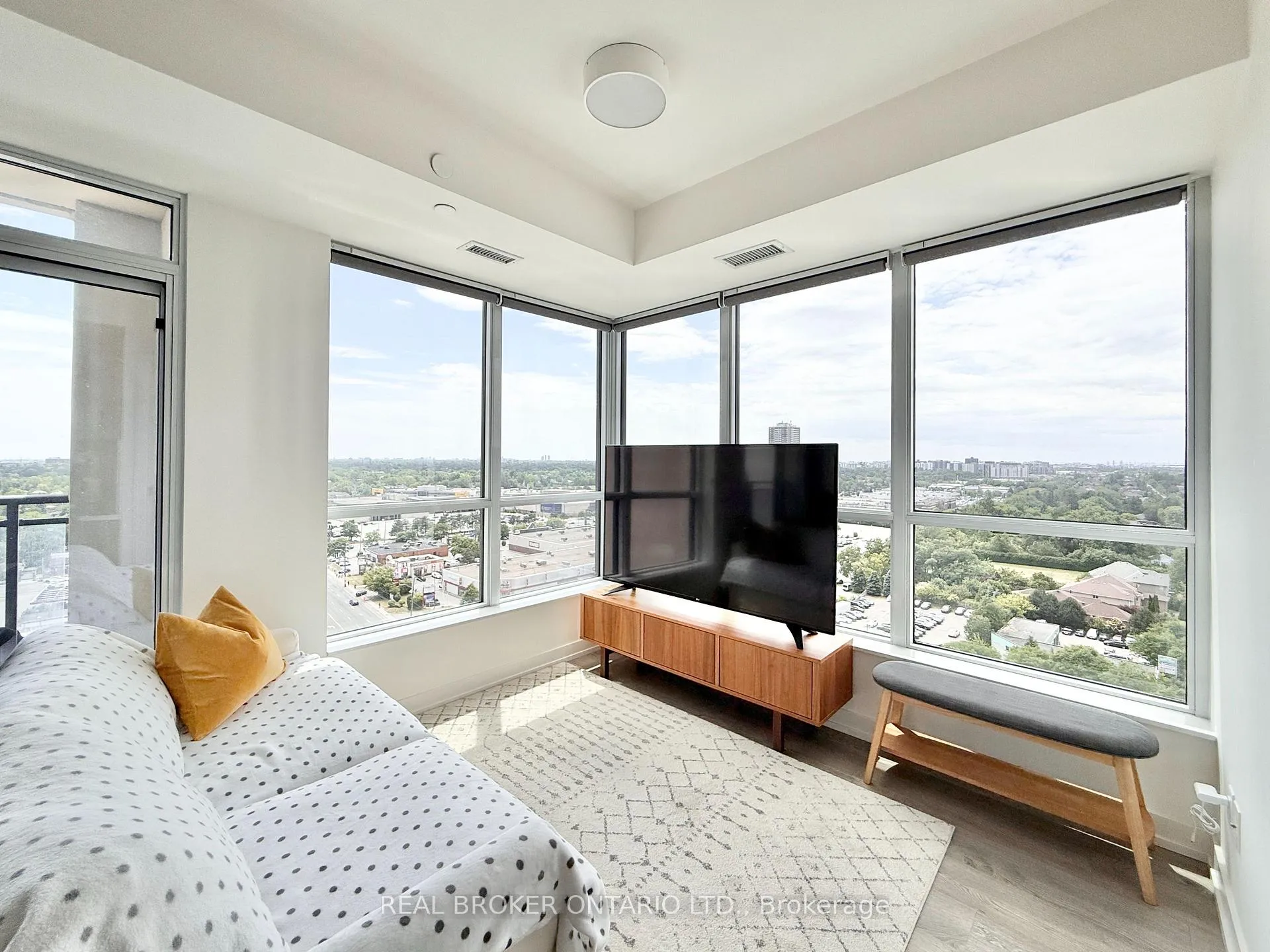 Photo 2 of Unit 1608, 1 Grandview Avenue, Markham, Thornhill — HOMEH