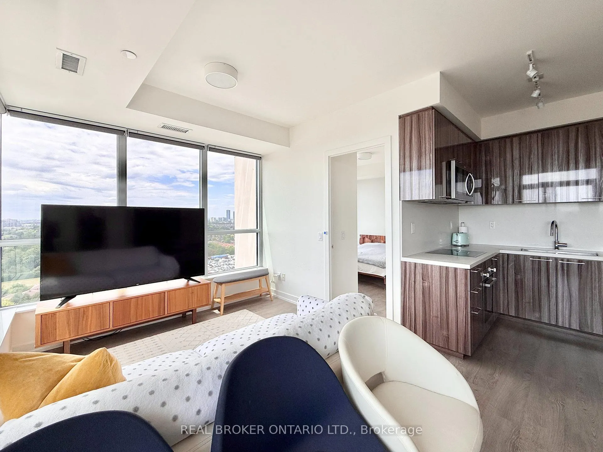 Photo 10 of Unit 1608, 1 Grandview Avenue, Markham, Thornhill — HOMEH