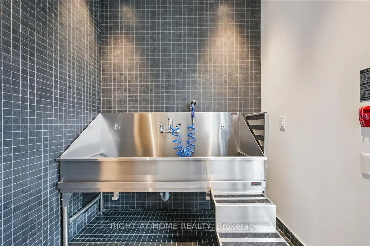 Photo 25 of Unit 607, 2088 James Street, Burlington, Brant — HOMEH
