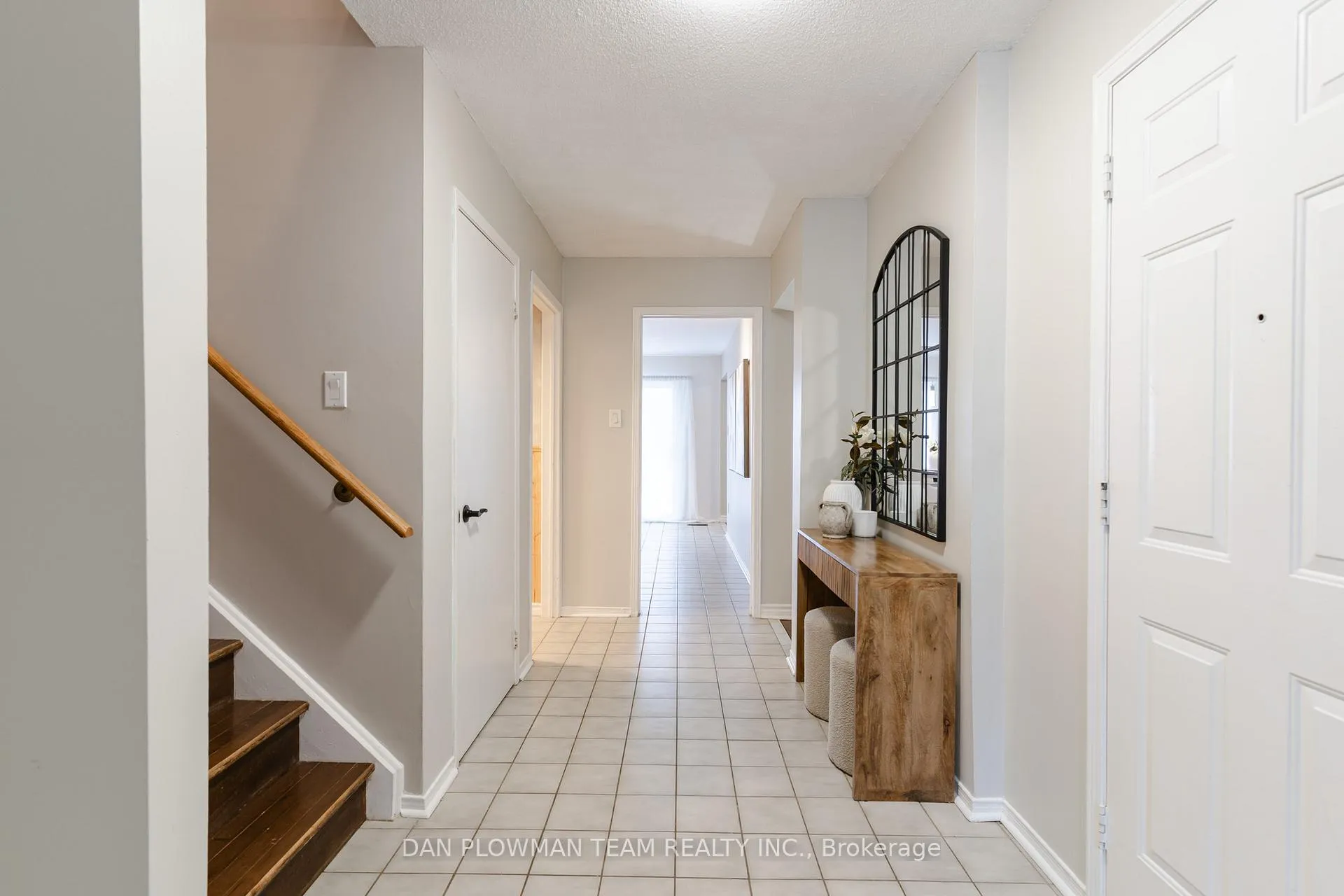 Photo 6 of 81 Trudeau Drive, Clarington, Bowmanville — HOMEH