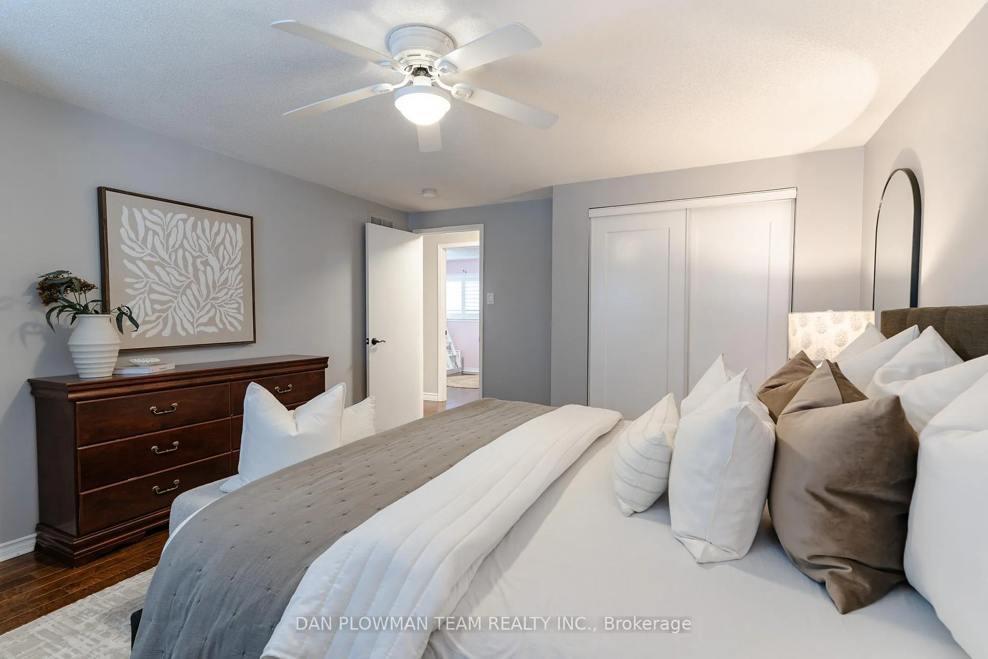 Photo 22 of 81 Trudeau Drive, Clarington, Bowmanville — HOMEH