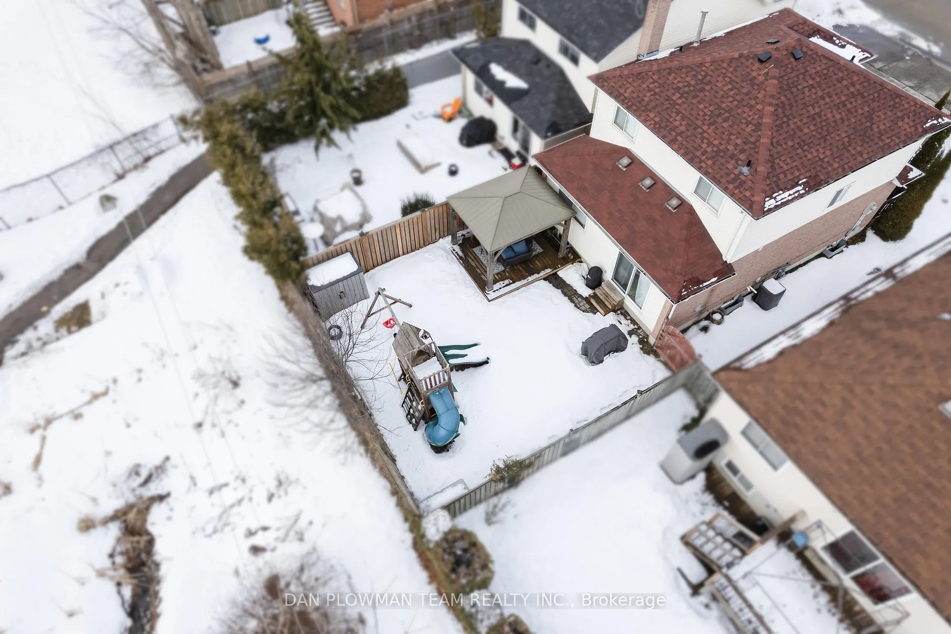 Photo 39 of 81 Trudeau Drive, Clarington, Bowmanville — HOMEH