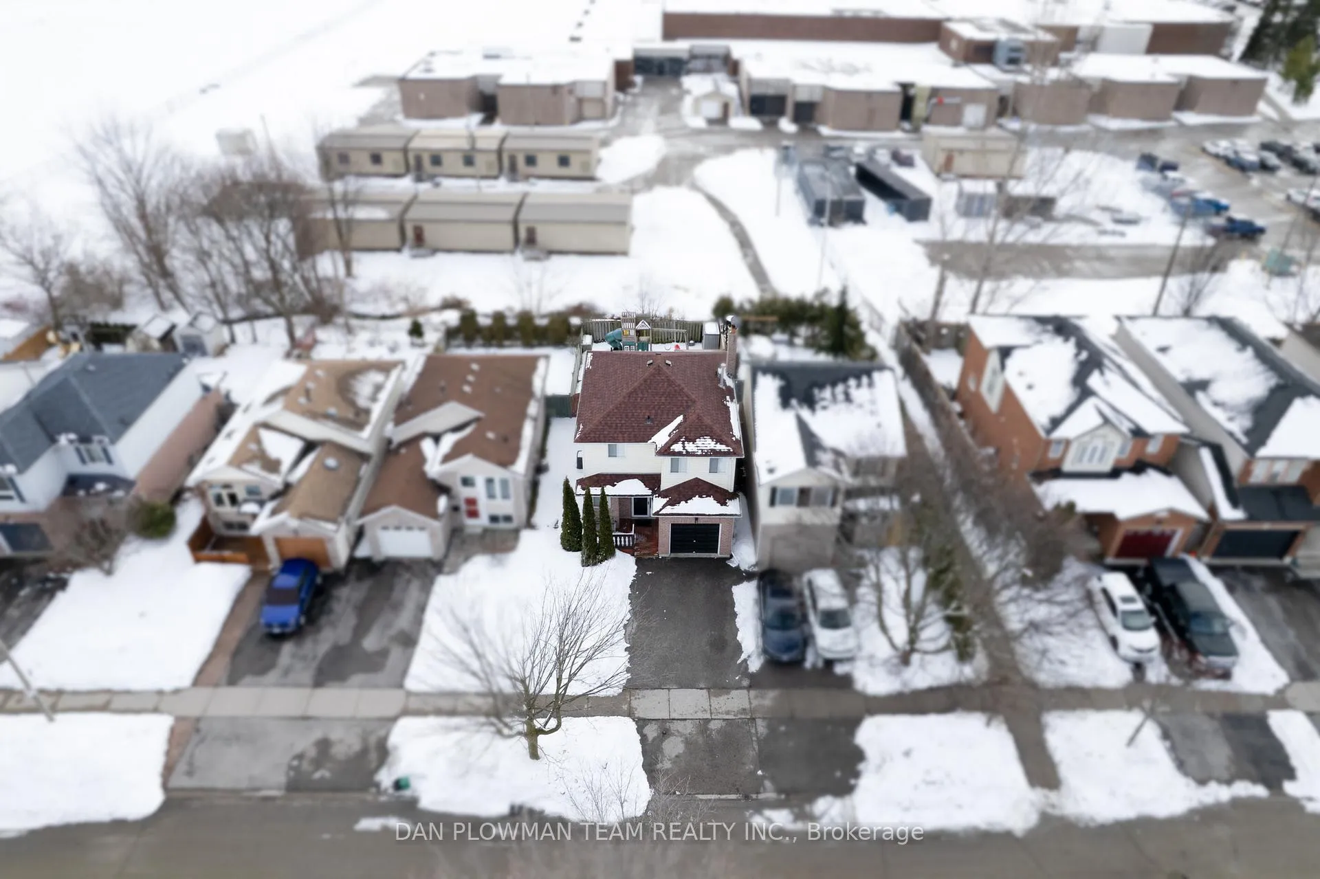 Photo 40 of 81 Trudeau Drive, Clarington, Bowmanville — HOMEH