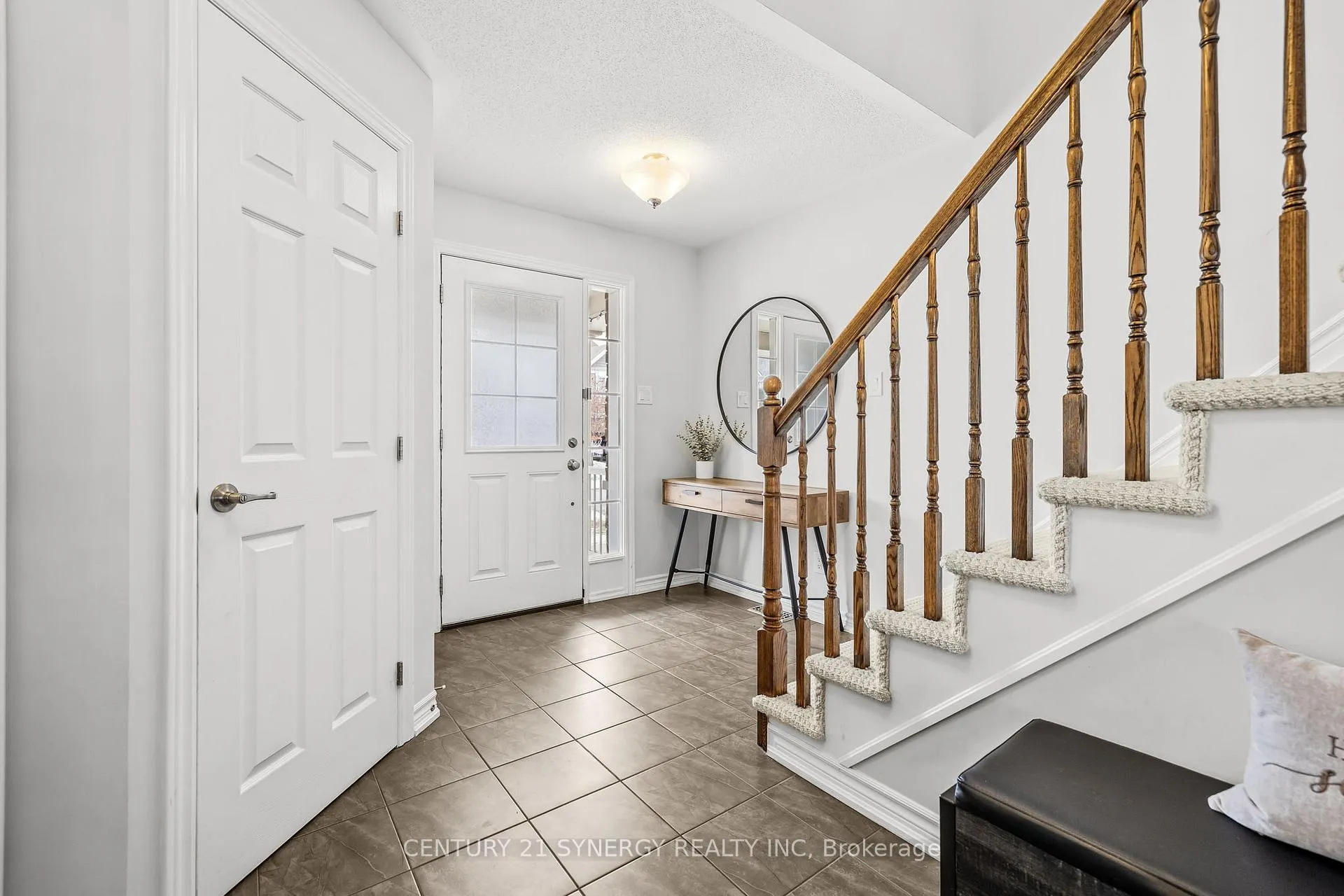 Photo 4 of 274 Casa Grande Circle, Ottawa, Avalon West — HOMEH
