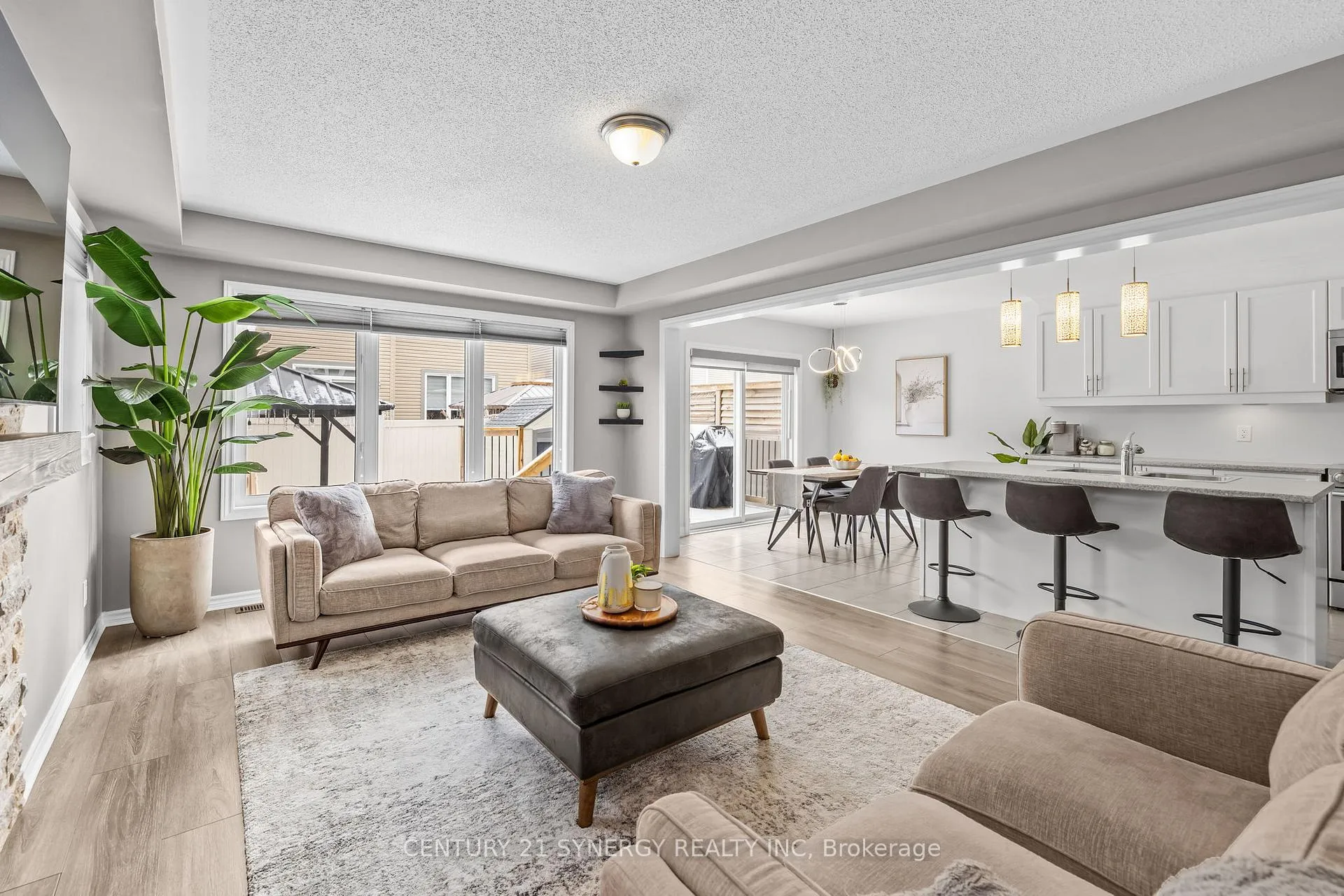 Photo 6 of 274 Casa Grande Circle, Ottawa, Avalon West — HOMEH