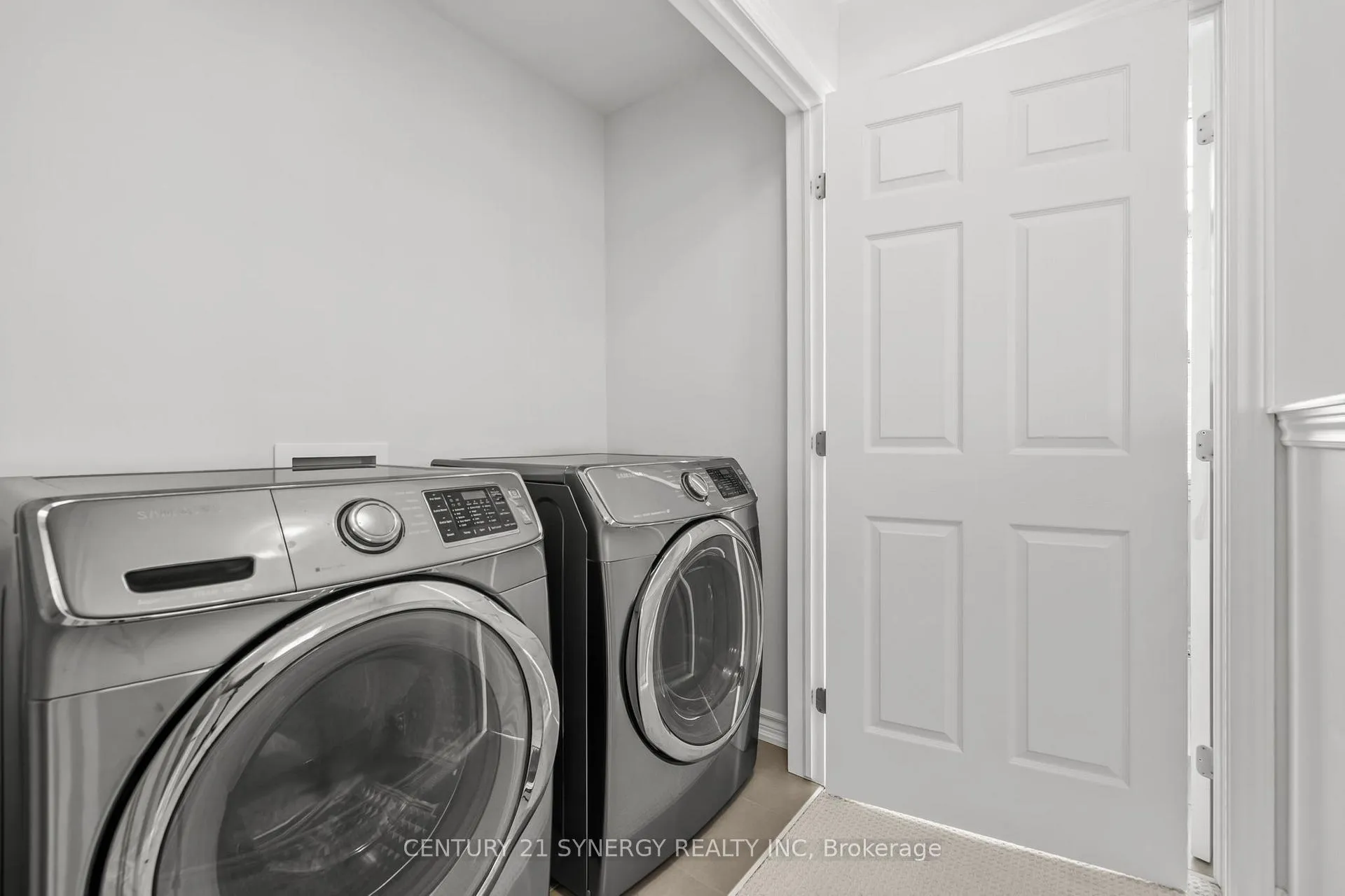 Photo 21 of 274 Casa Grande Circle, Ottawa, Avalon West — HOMEH