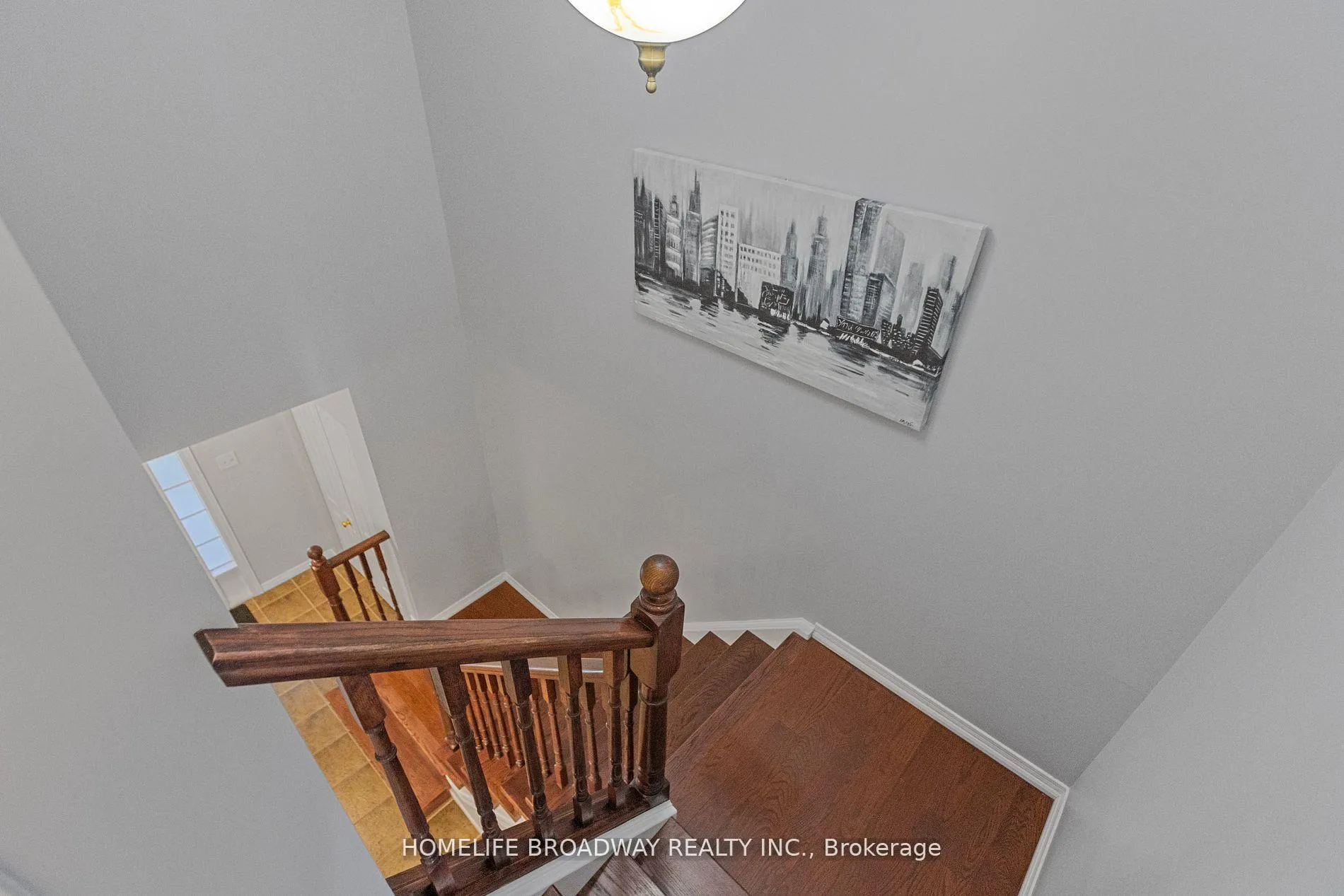 Photo 9 of 752 Paris Boulevard, Waterloo — HOMEH