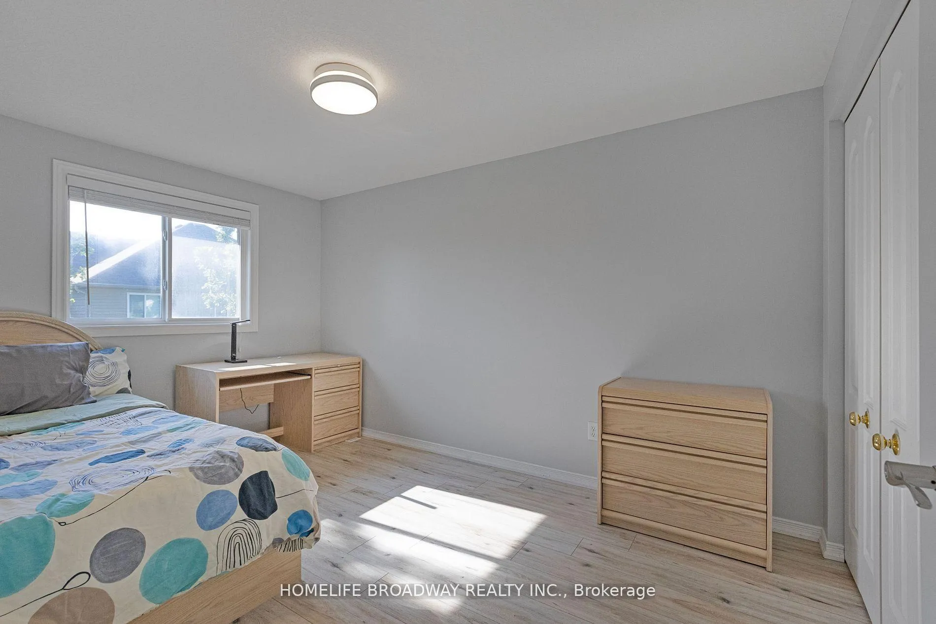 Photo 25 of 752 Paris Boulevard, Waterloo — HOMEH