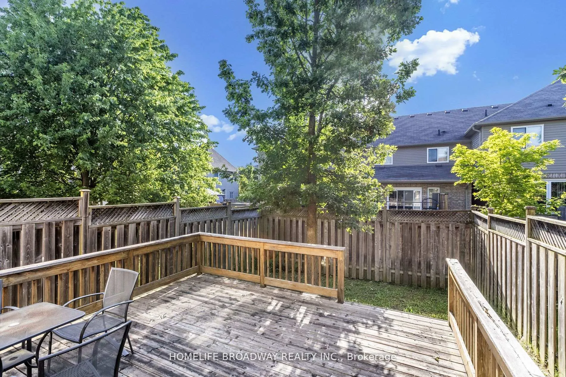 Photo 30 of 752 Paris Boulevard, Waterloo — HOMEH