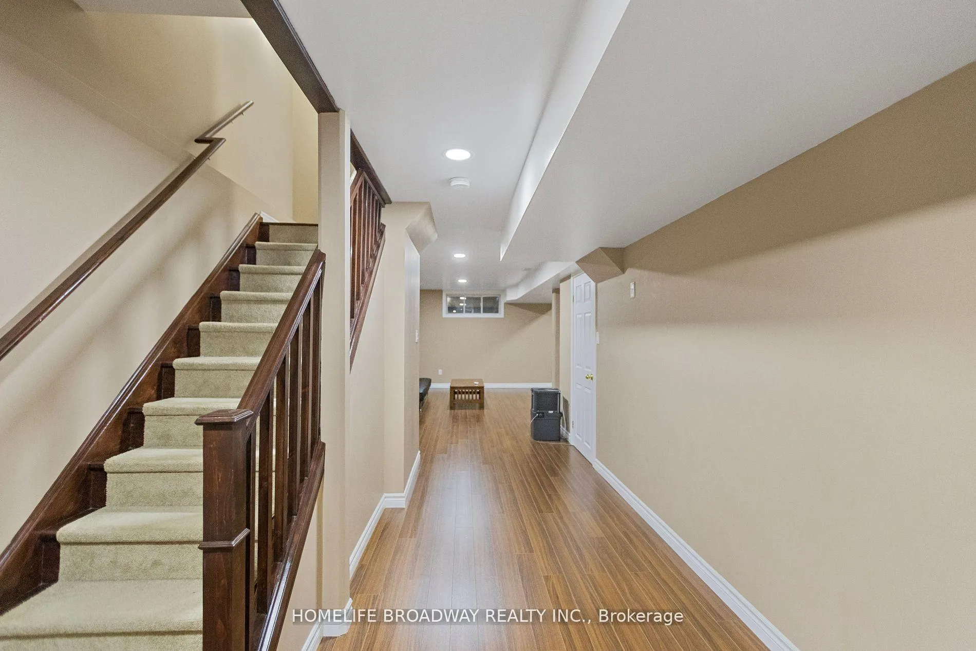 Photo 31 of 752 Paris Boulevard, Waterloo — HOMEH