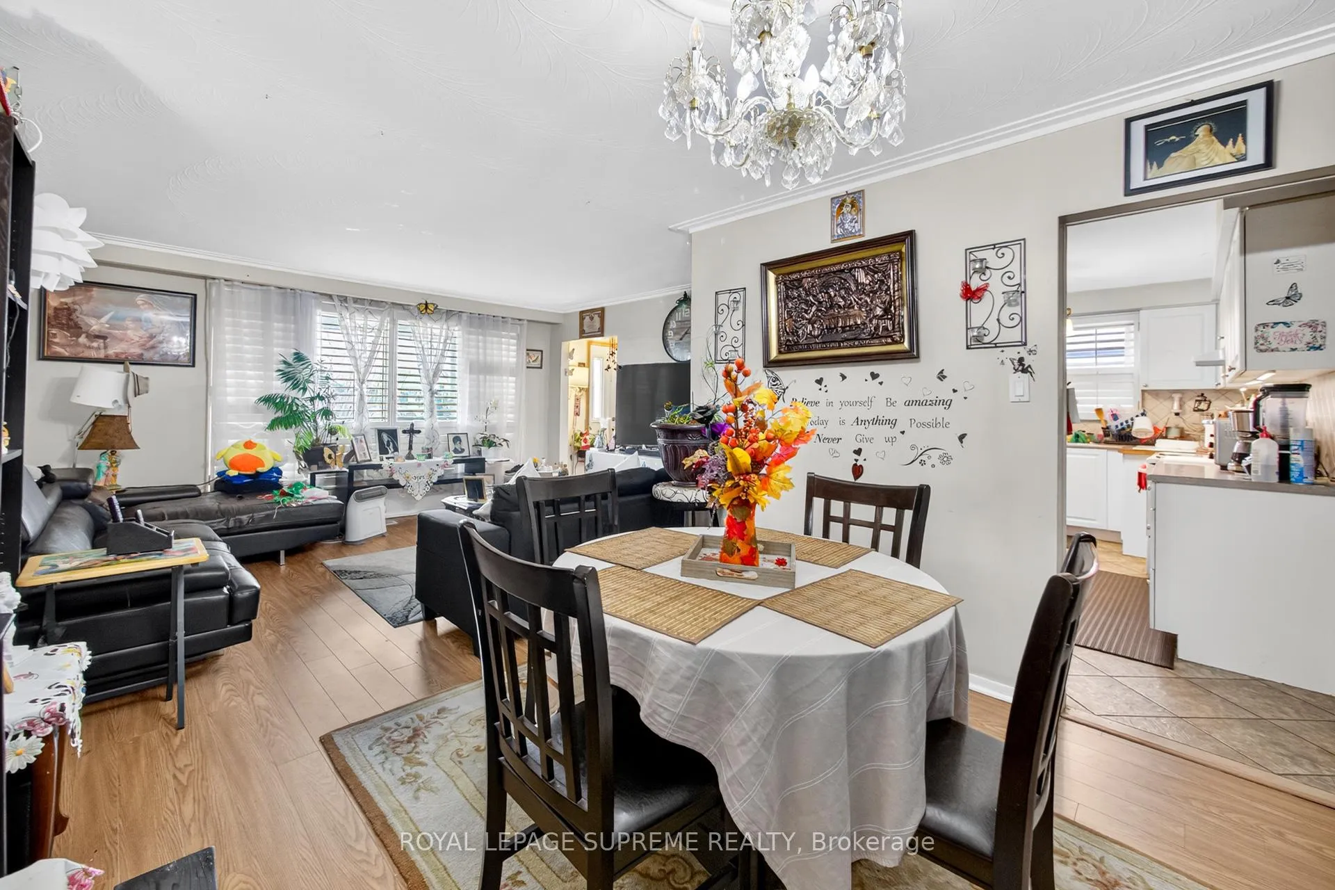 Photo 5 of 50 Wheelwright Crescent, North York, Black Creek — HOMEH