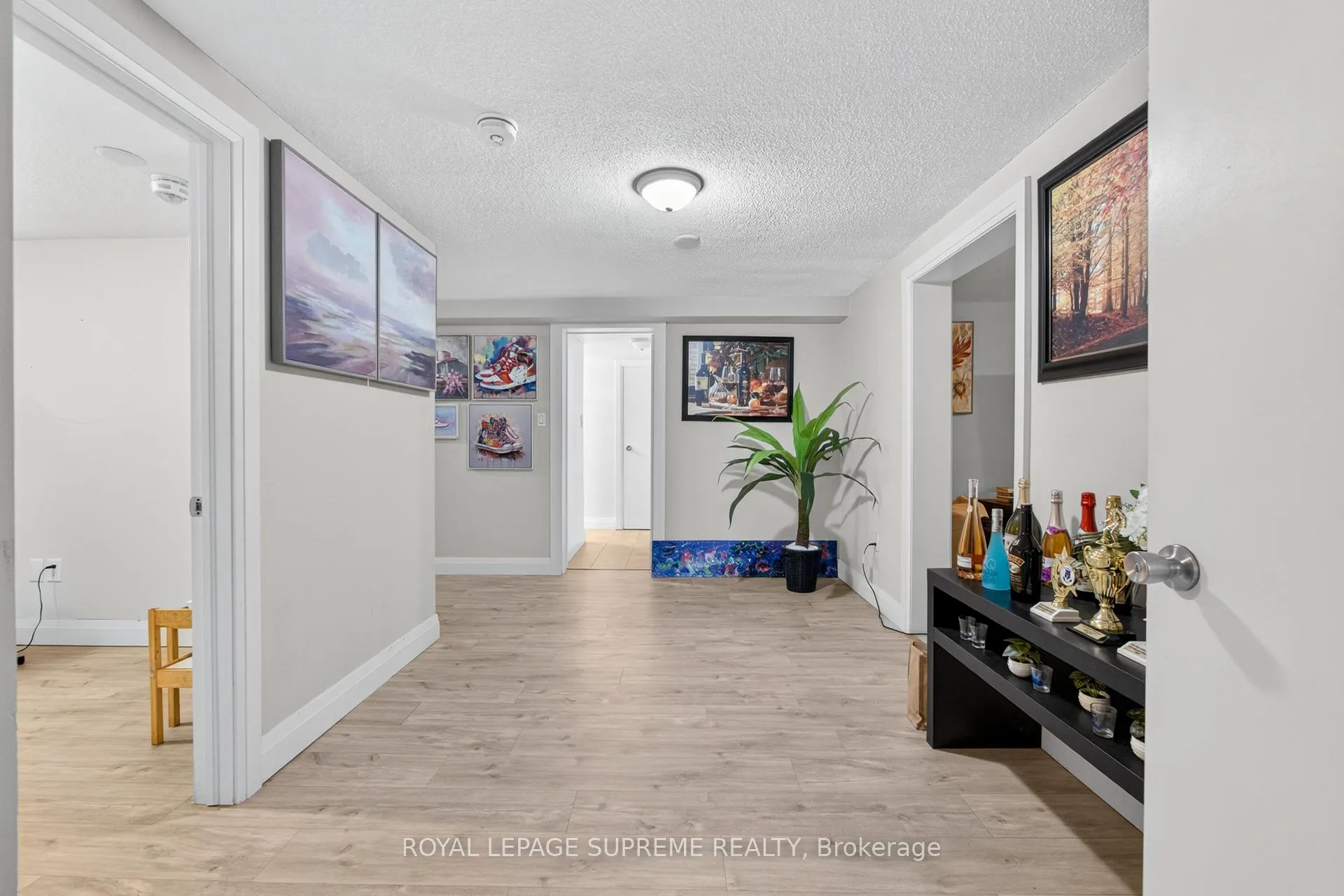 Photo 15 of 50 Wheelwright Crescent, North York, Black Creek — HOMEH