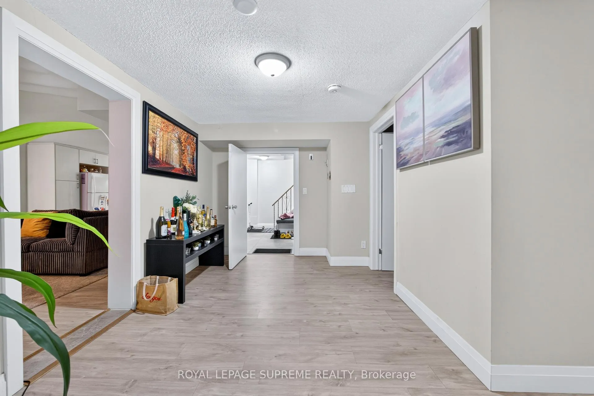 Photo 16 of 50 Wheelwright Crescent, North York, Black Creek — HOMEH