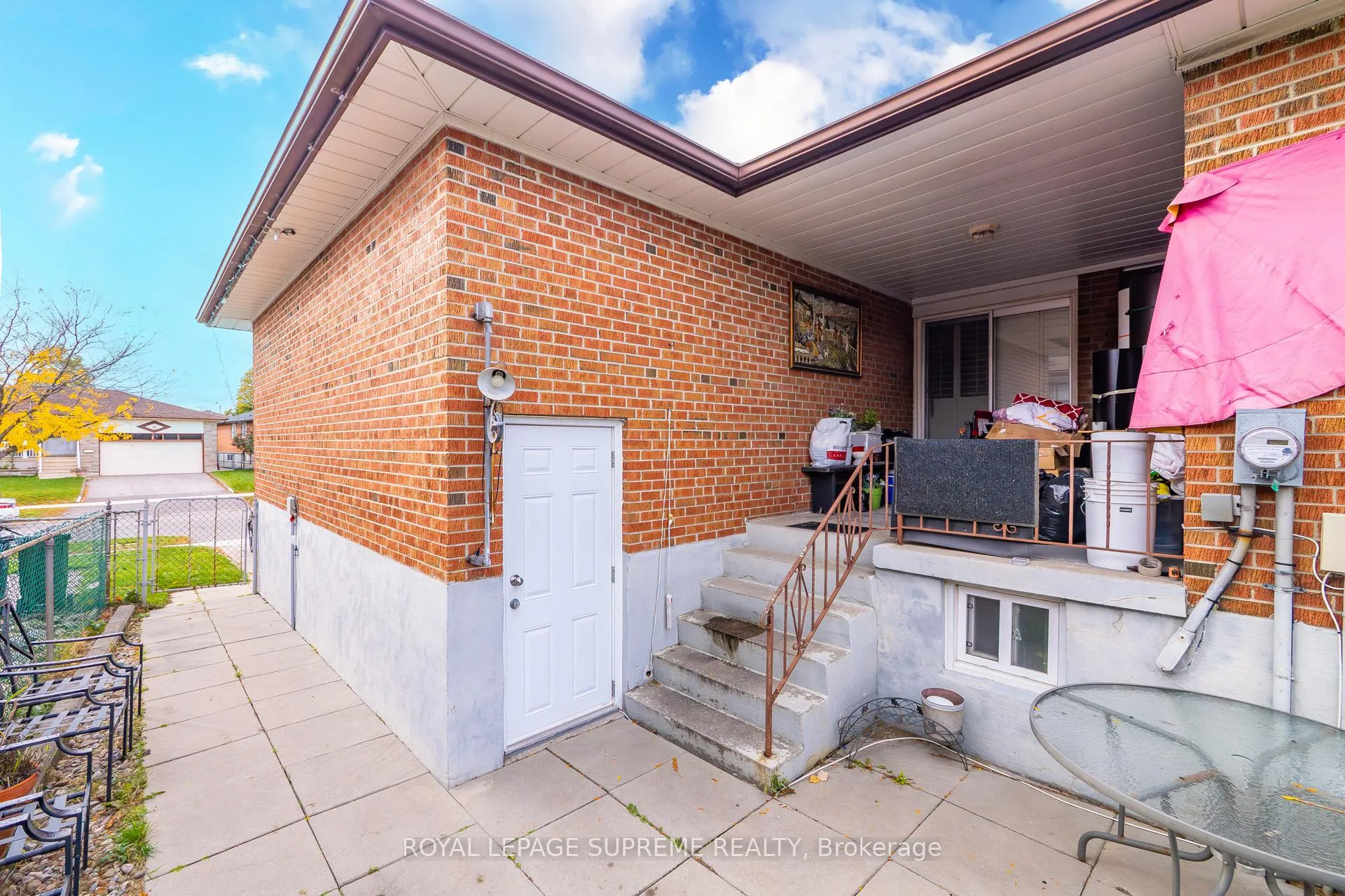 Photo 21 of 50 Wheelwright Crescent, North York, Black Creek — HOMEH
