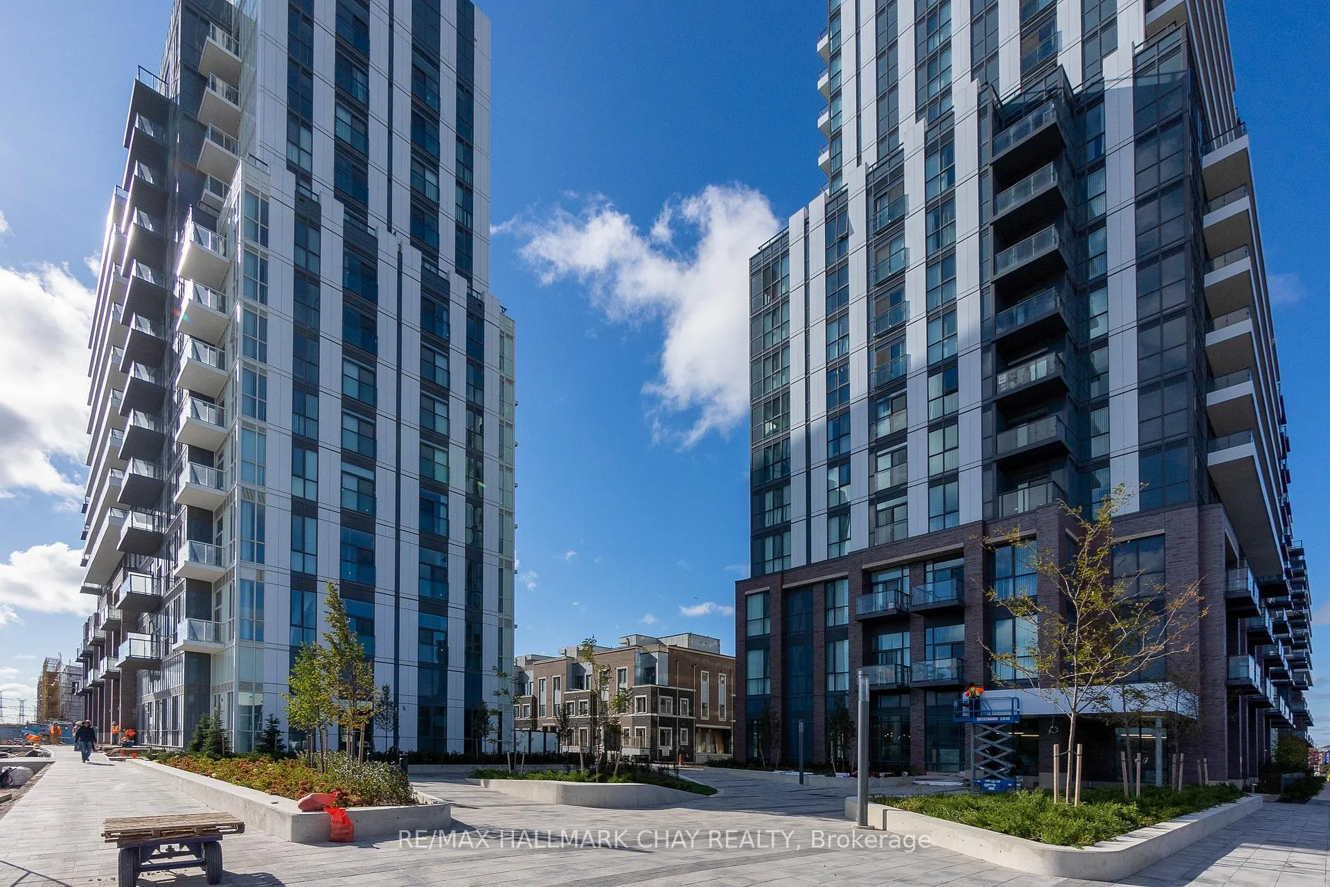 Photo 1 of Unit 217, 60 Honeycrisp Crescent, Vaughan, Vaughan Corporate Centre — HOMEH