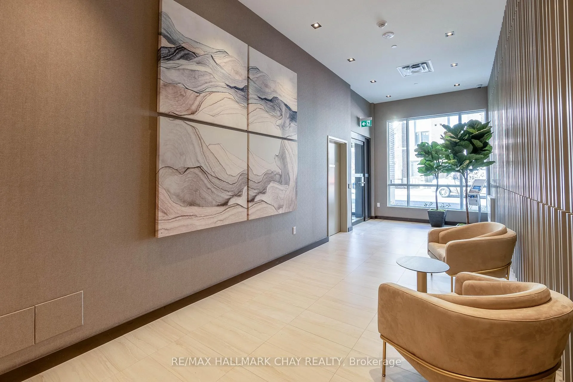 Photo 14 of Unit 217, 60 Honeycrisp Crescent, Vaughan, Vaughan Corporate Centre — HOMEH