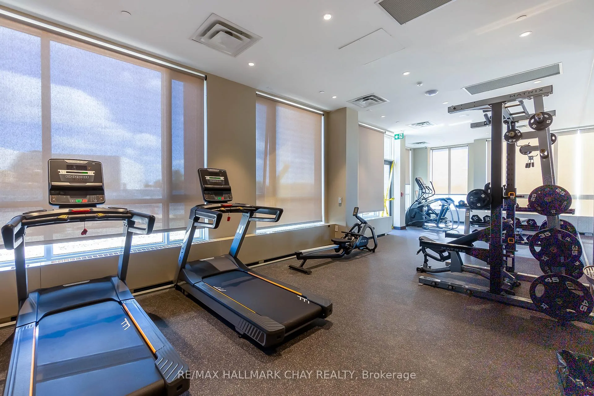 Photo 15 of Unit 217, 60 Honeycrisp Crescent, Vaughan, Vaughan Corporate Centre — HOMEH