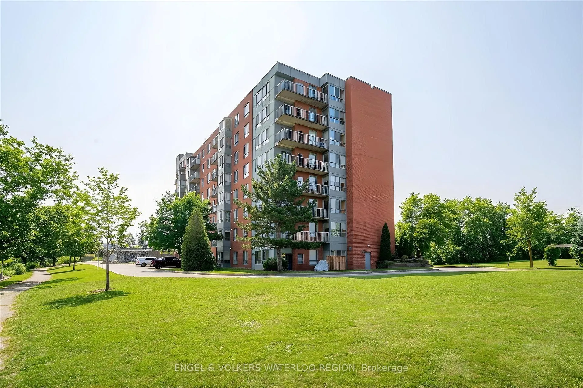 Photo 8 of Unit 706, 30 Blue Springs Drive, Waterloo — HOMEH
