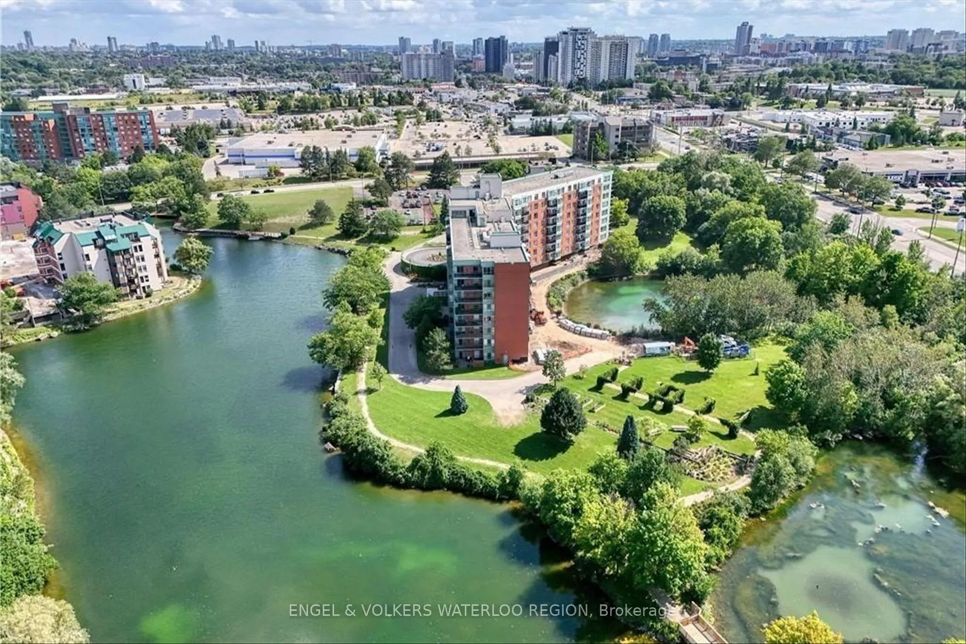Photo 9 of Unit 706, 30 Blue Springs Drive, Waterloo — HOMEH