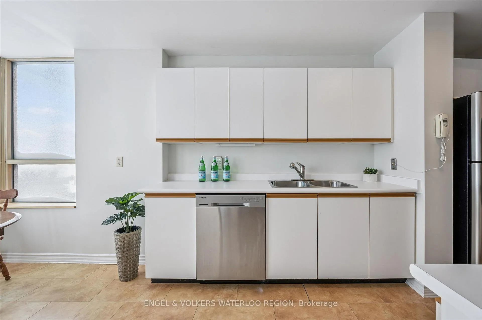 Photo 32 of Unit 706, 30 Blue Springs Drive, Waterloo — HOMEH