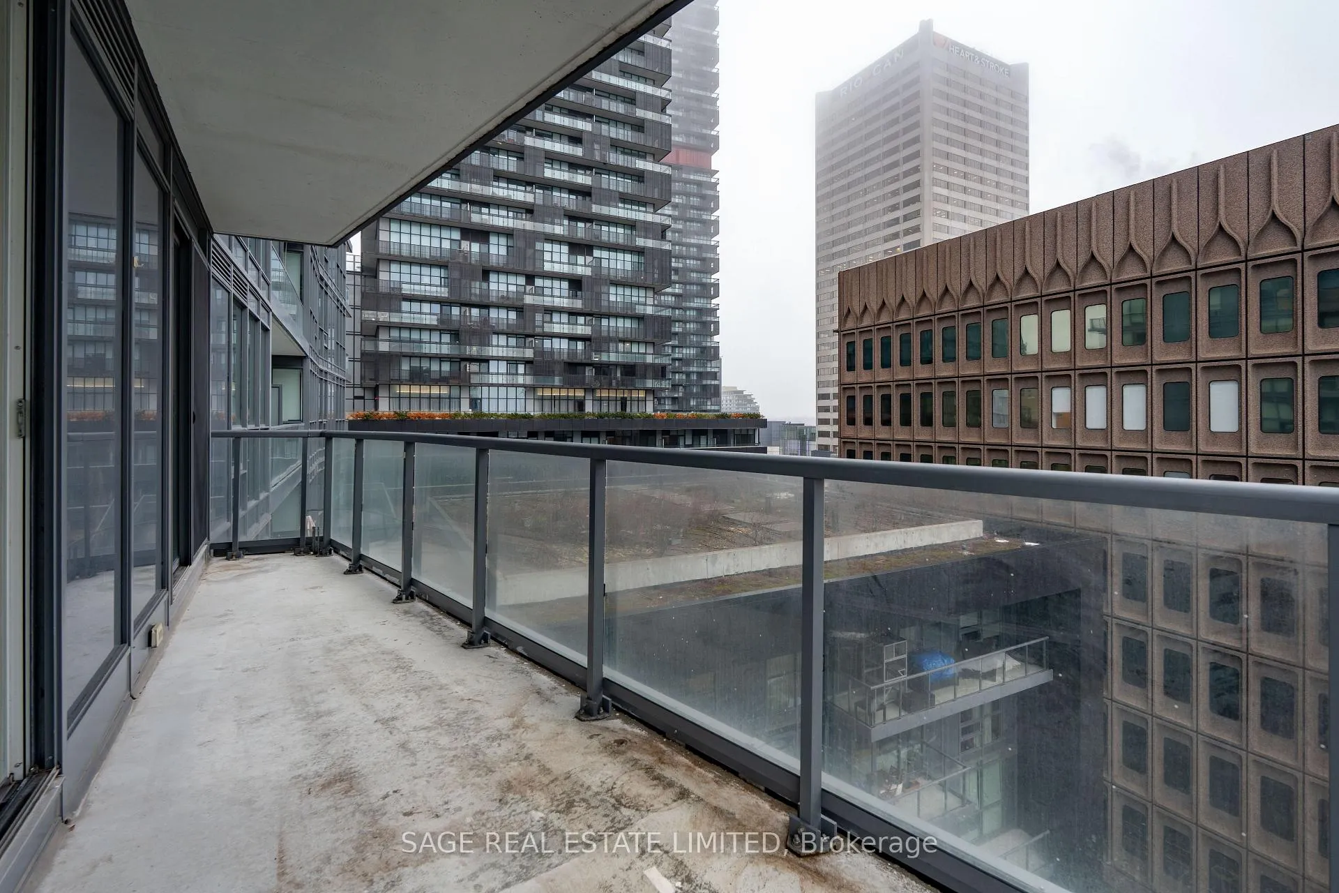 Photo 19 of Unit 805, 30 Roehampton Avenue, Toronto, Mount Pleasant West — HOMEH