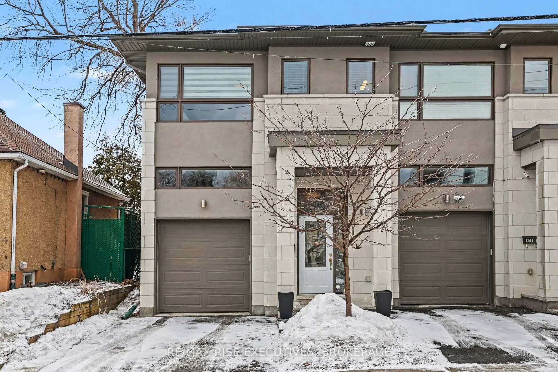 Photo 2 of 300C Richelieu Avenue, Ottawa, Vanier — HOMEH