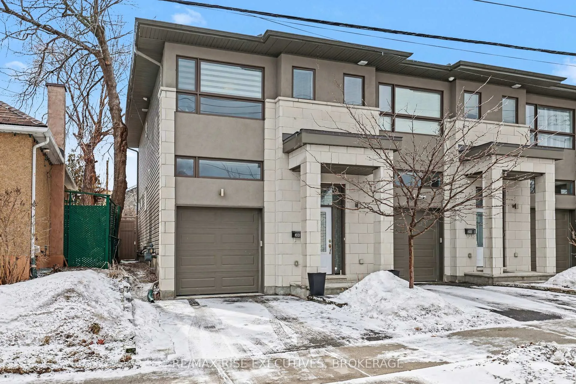 Photo 3 of 300C Richelieu Avenue, Ottawa, Vanier — HOMEH