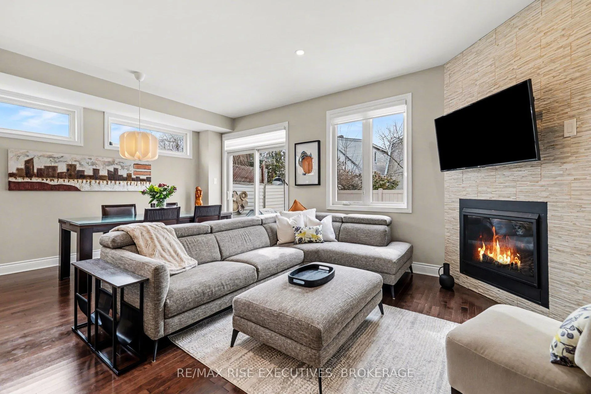 Photo 6 of 300C Richelieu Avenue, Ottawa, Vanier — HOMEH