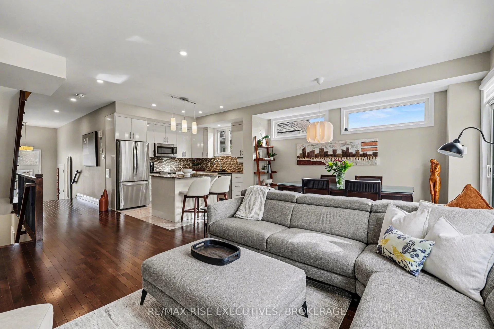 Photo 8 of 300C Richelieu Avenue, Ottawa, Vanier — HOMEH