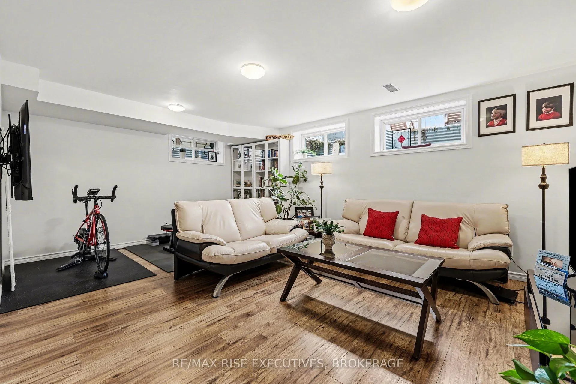 Photo 27 of 300C Richelieu Avenue, Ottawa, Vanier — HOMEH