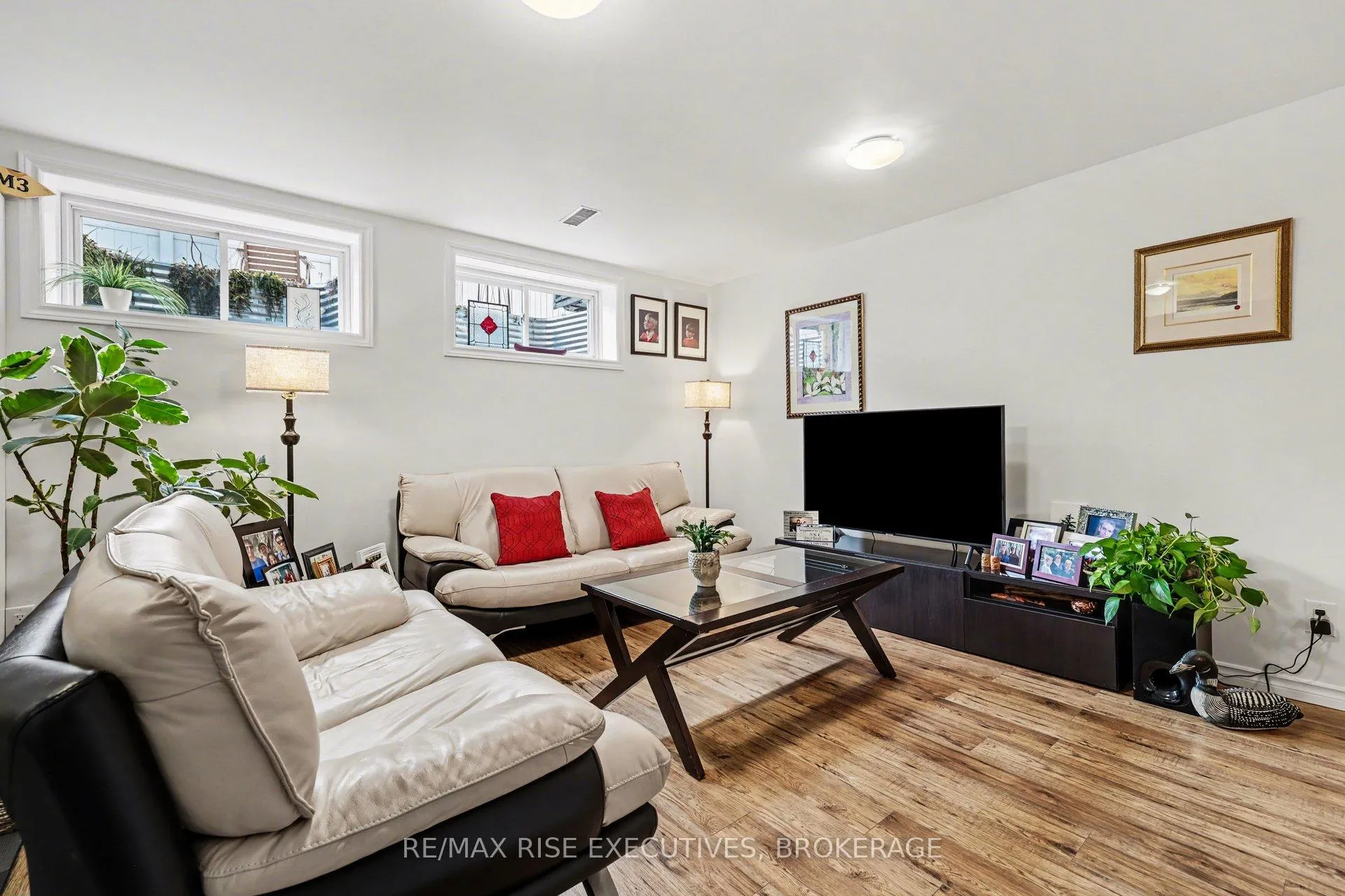 Photo 28 of 300C Richelieu Avenue, Ottawa, Vanier — HOMEH