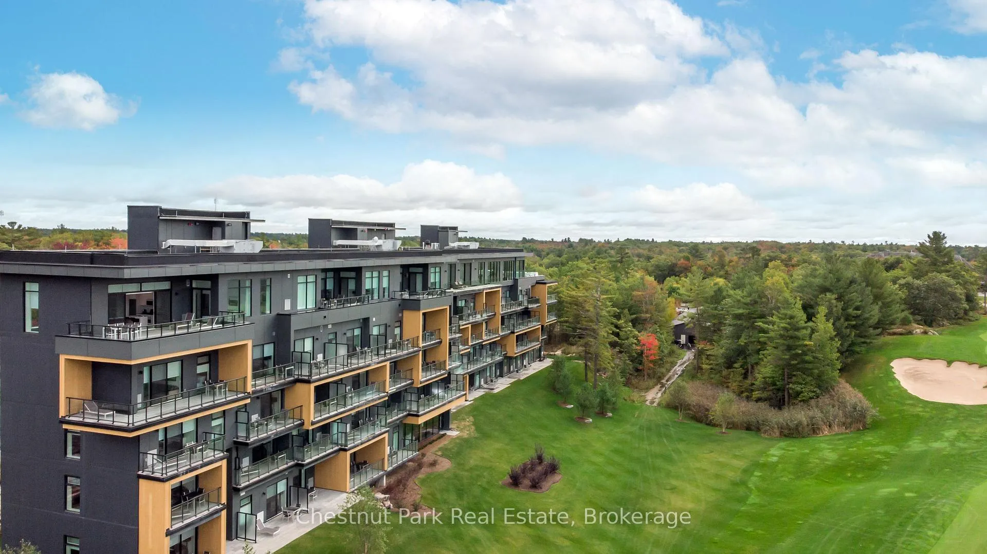 Photo 1 of Unit 303, 120 Carrick Trail, Gravenhurst, Muskoka (S) — HOMEH