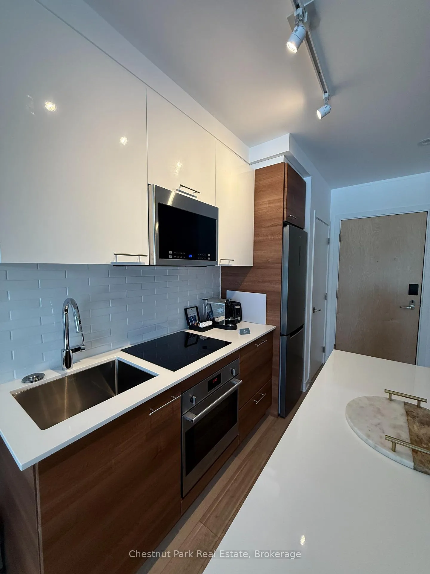Photo 6 of Unit 303, 120 Carrick Trail, Gravenhurst, Muskoka (S) — HOMEH
