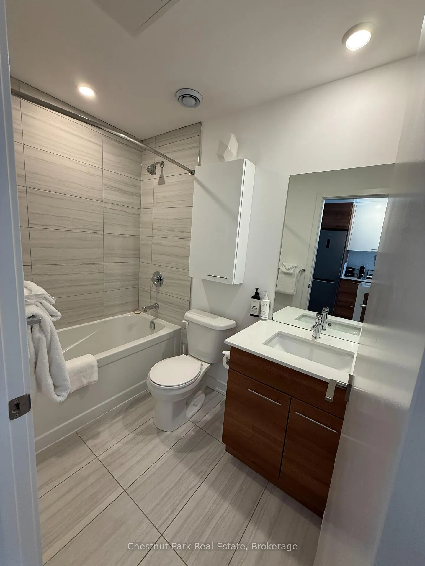 Photo 7 of Unit 303, 120 Carrick Trail, Gravenhurst, Muskoka (S) — HOMEH