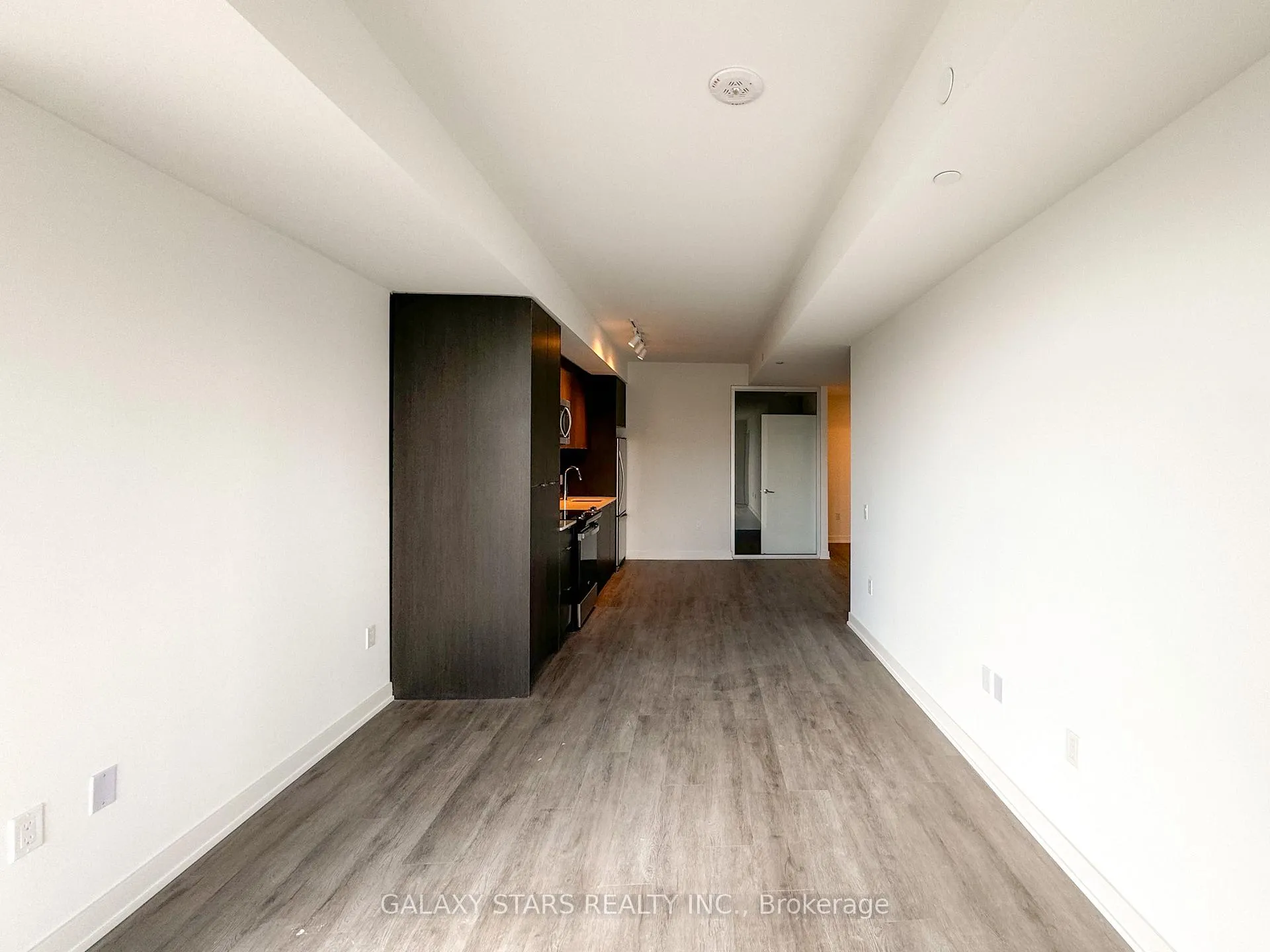 Photo 4 of Unit 503 A, 1606 Charles Street, Whitby, Port Whitby — HOMEH