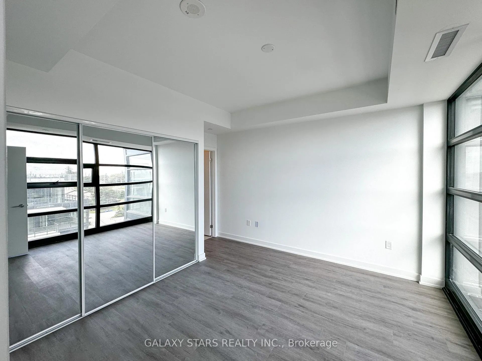 Photo 5 of Unit 503 A, 1606 Charles Street, Whitby, Port Whitby — HOMEH