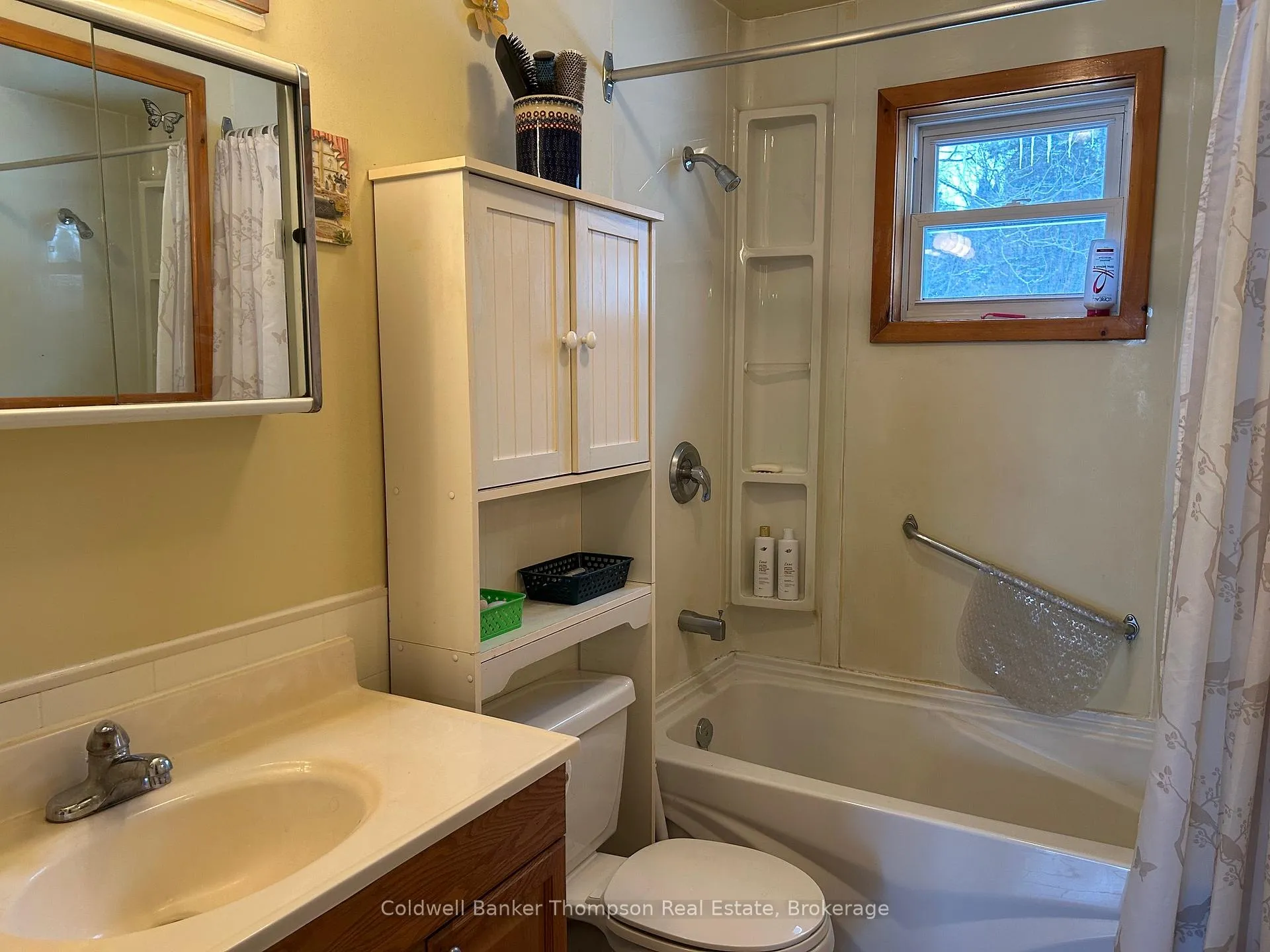 Photo 18 of 475 Chapman Drive E, Magnetawan, Burk's Falls — HOMEH