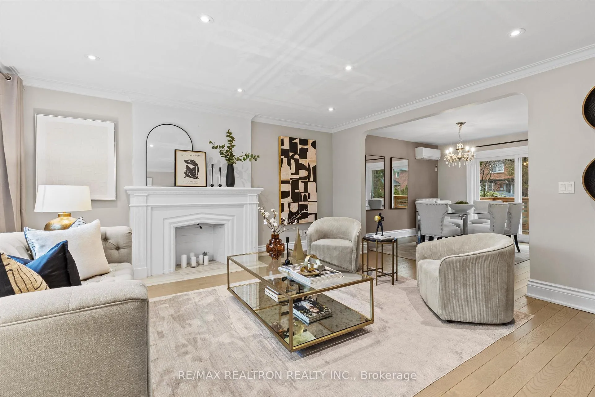 Photo 3 of 38 Delhi Avenue, Toronto, Bedford Park-Nortown — HOMEH