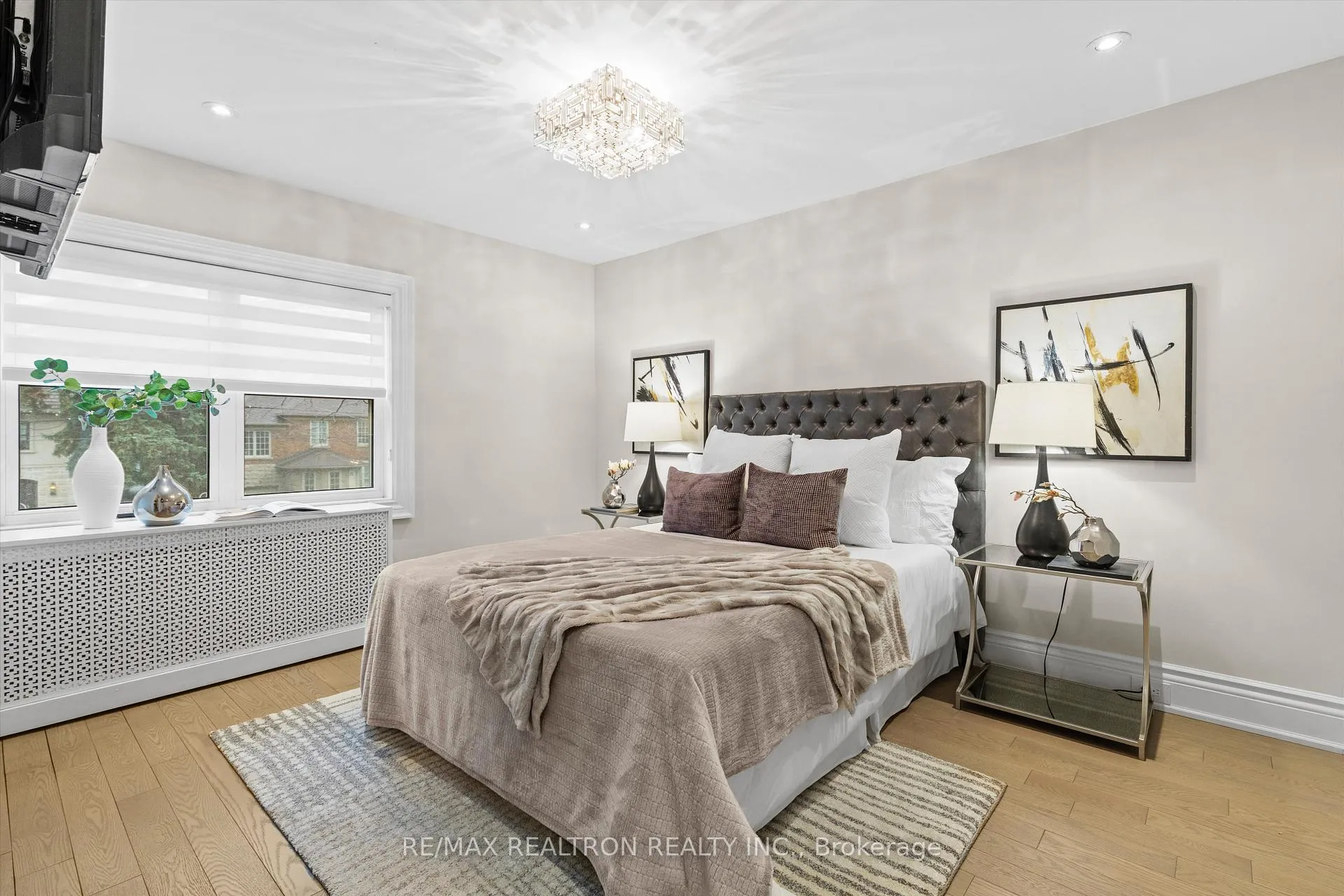 Photo 10 of 38 Delhi Avenue, Toronto, Bedford Park-Nortown — HOMEH