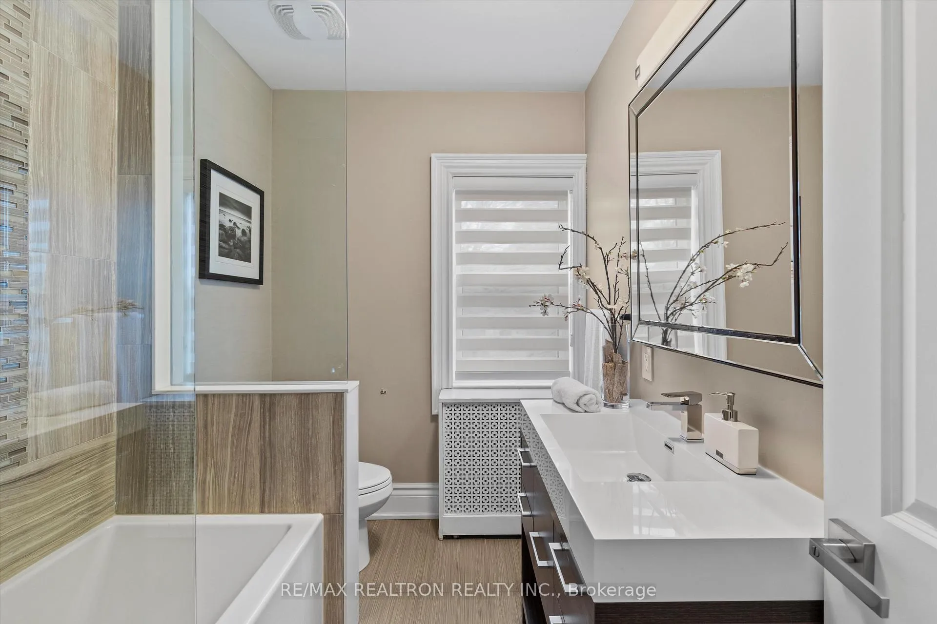 Photo 15 of 38 Delhi Avenue, Toronto, Bedford Park-Nortown — HOMEH